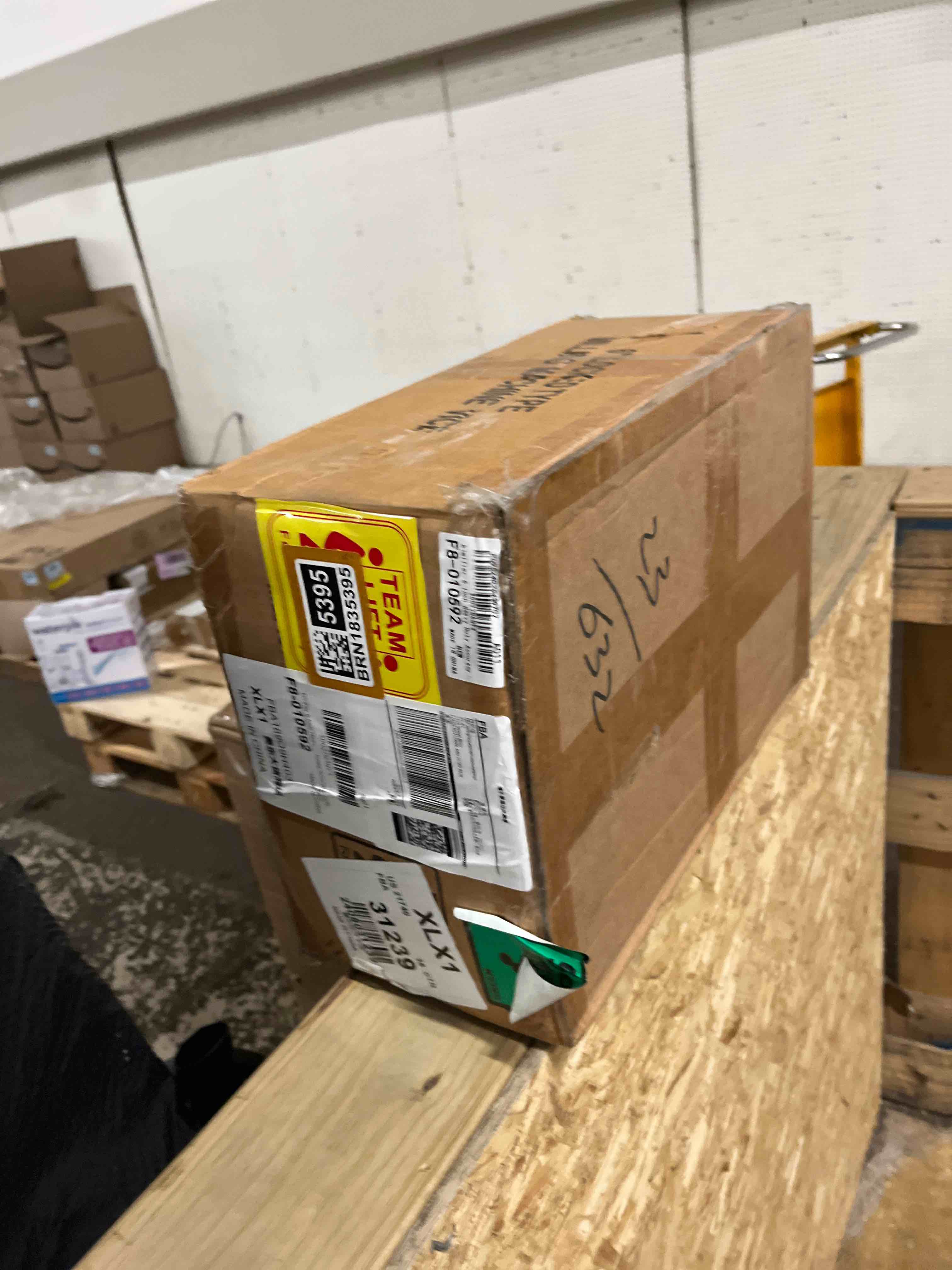 https://s3.amazonaws.com/lotting-images-prod/phillipi/BRN1835395_1754019589302.jpeg