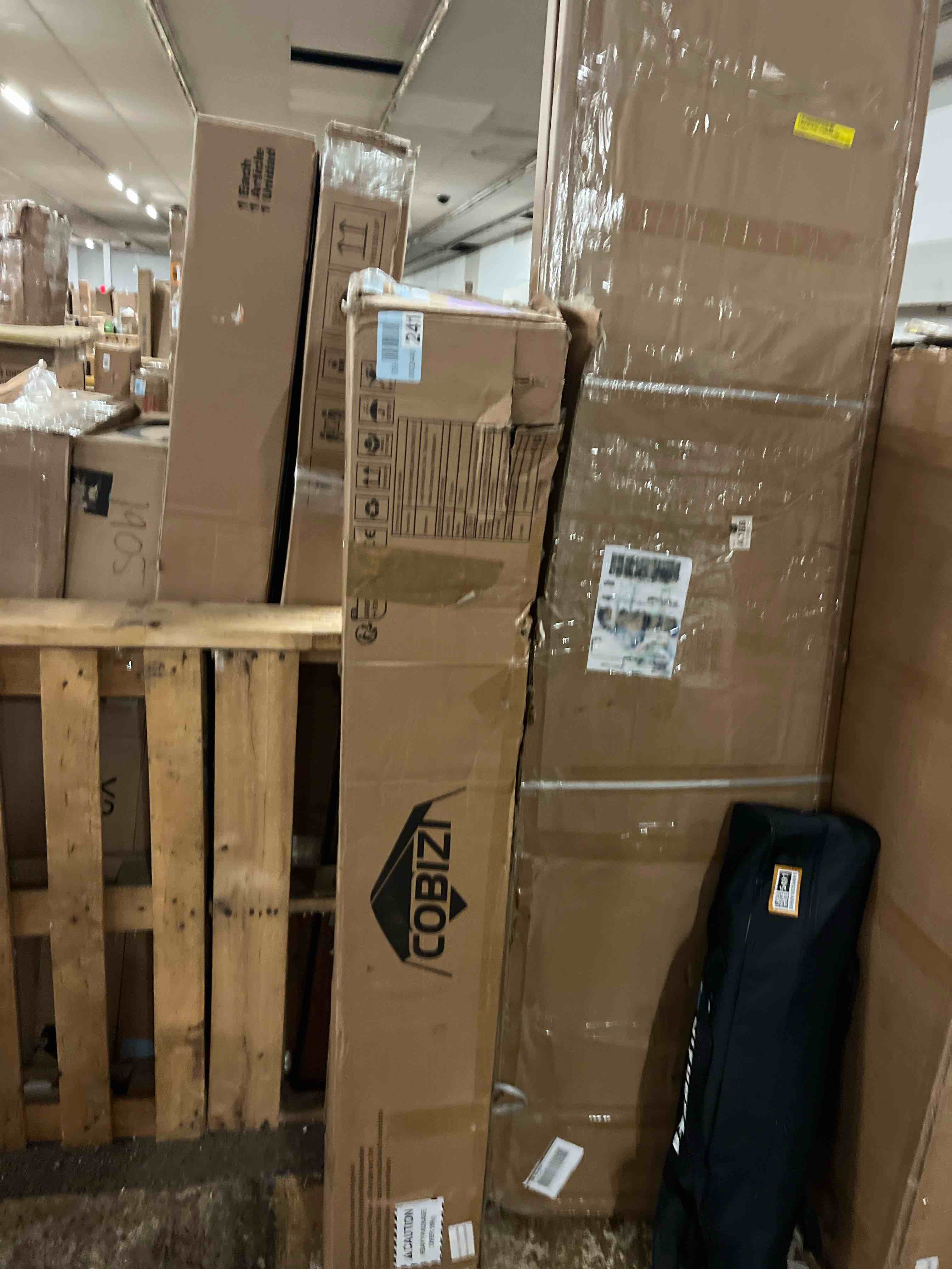 https://s3.amazonaws.com/lotting-images-prod/phillipi/BRN1835490_1754019392415.jpeg