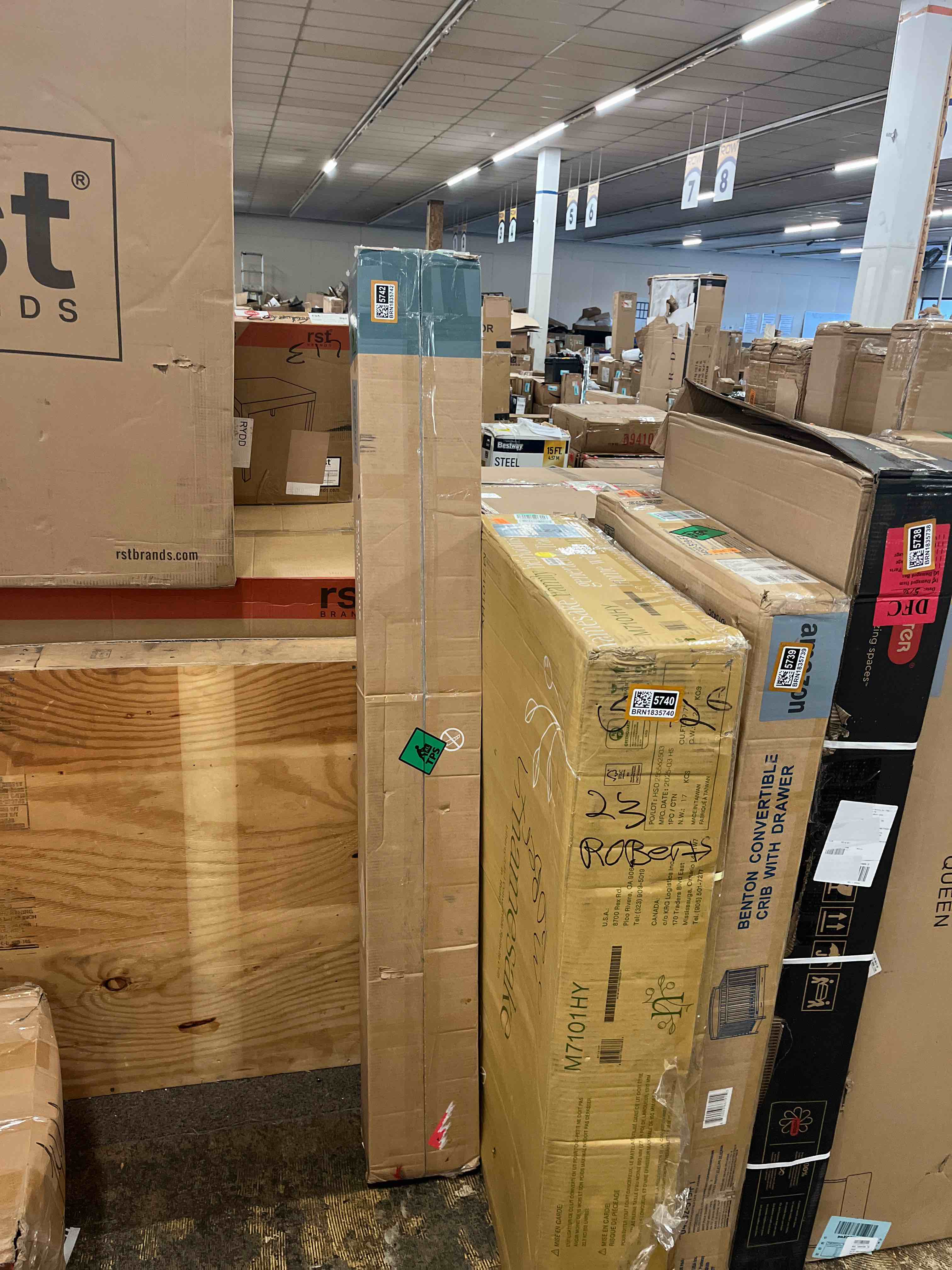 https://s3.amazonaws.com/lotting-images-prod/phillipi/BRN1835742_1754604013605.jpeg