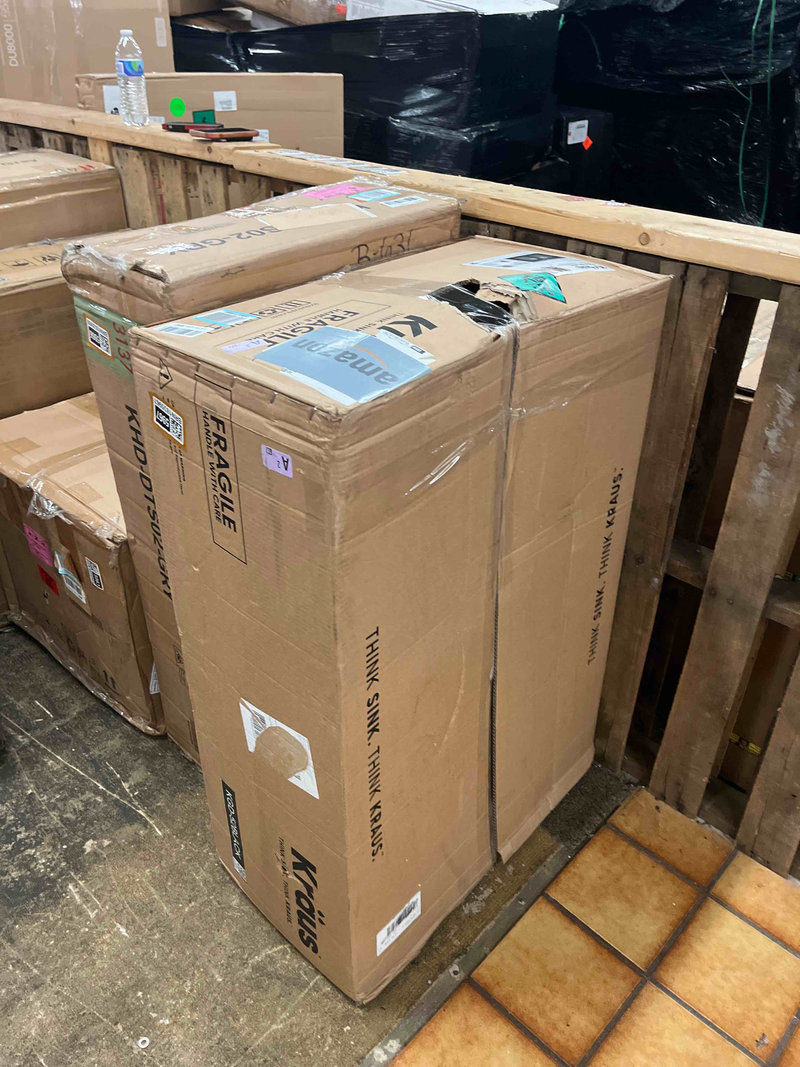 https://s3.amazonaws.com/lotting-images-prod/phillipi/BRN1835967_1754509927229.jpeg