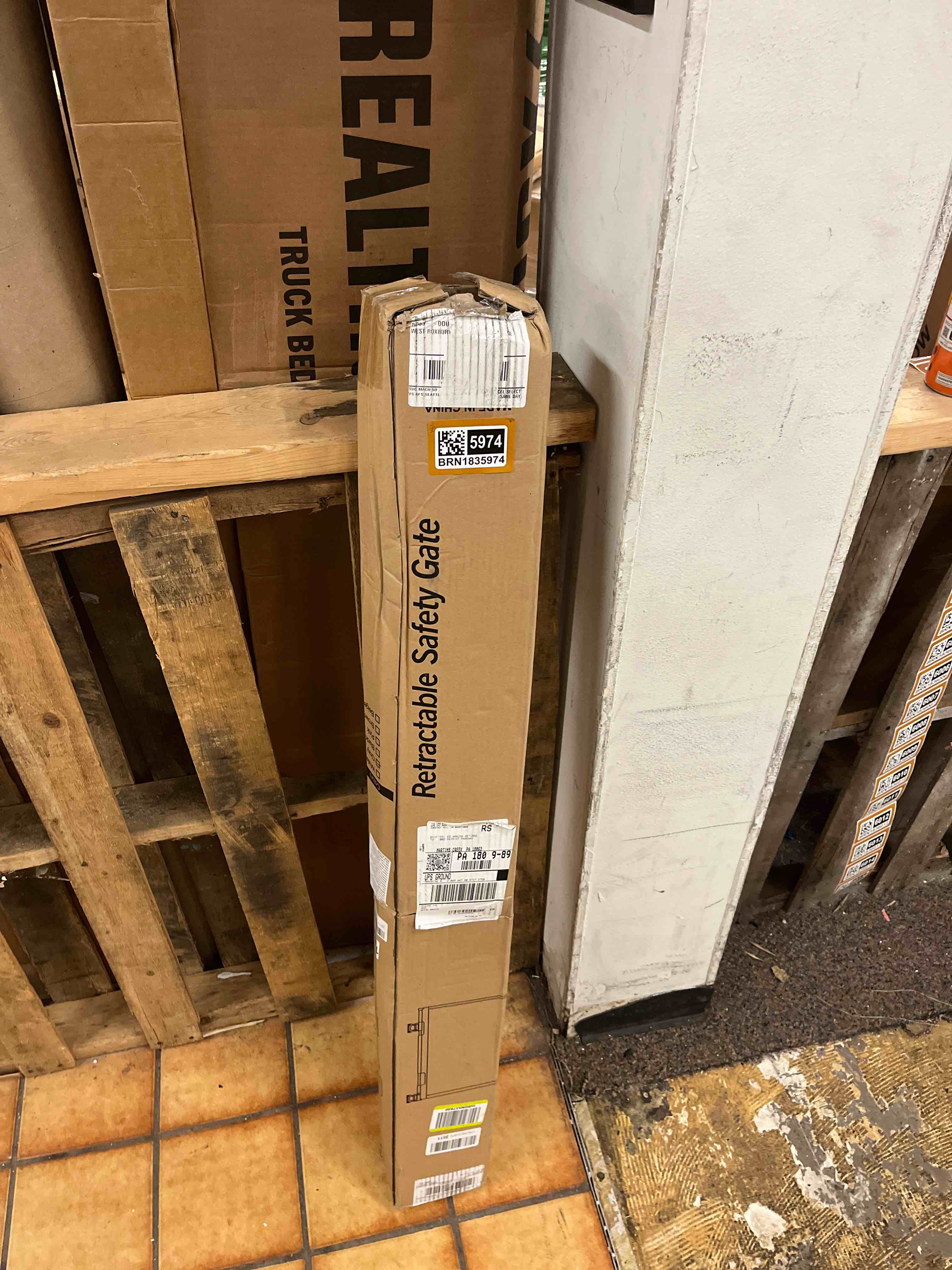 https://s3.amazonaws.com/lotting-images-prod/phillipi/BRN1835974_1754511166805.jpeg