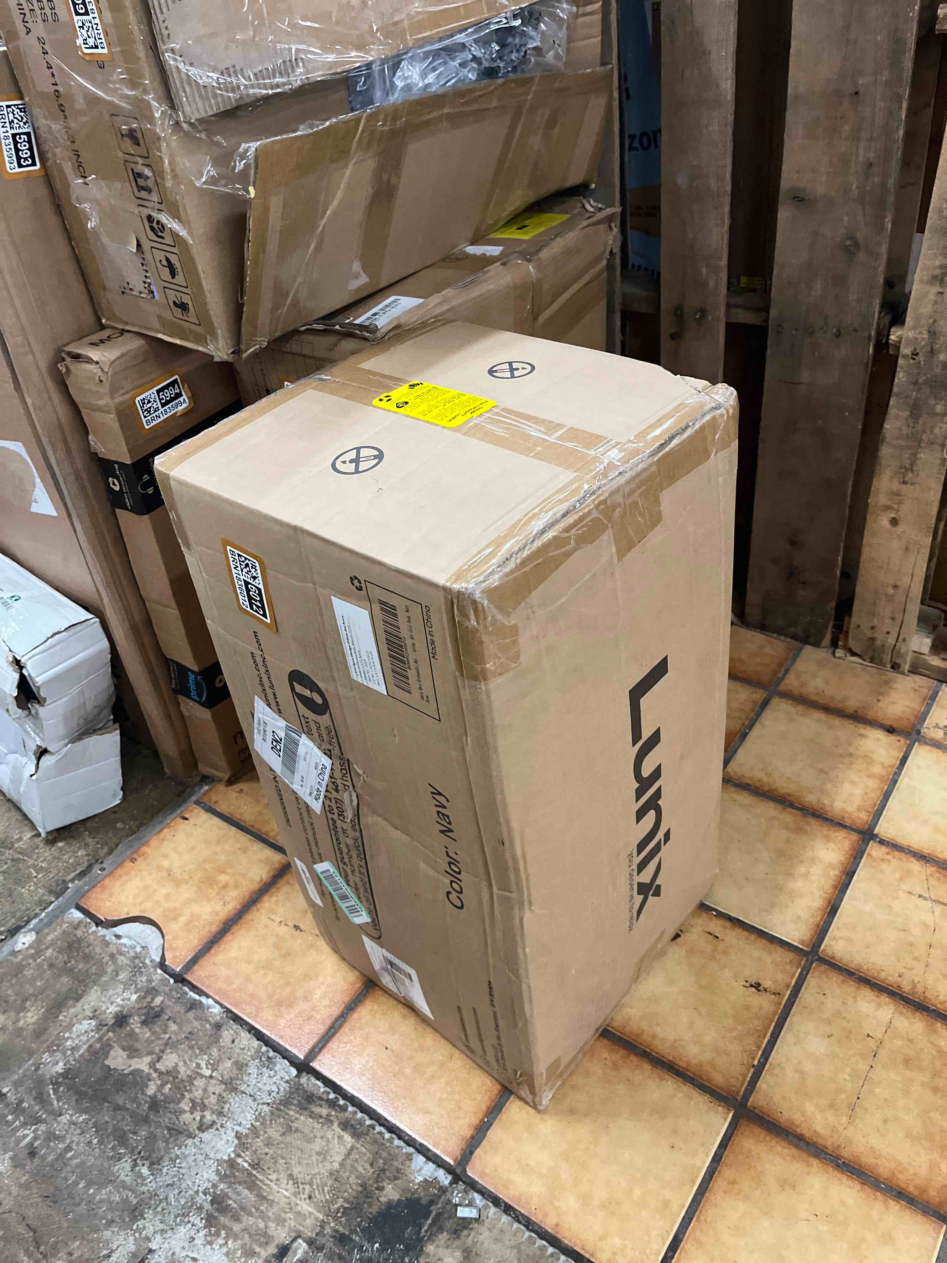 https://s3.amazonaws.com/lotting-images-prod/phillipi/BRN1836012_1754514927463.jpeg