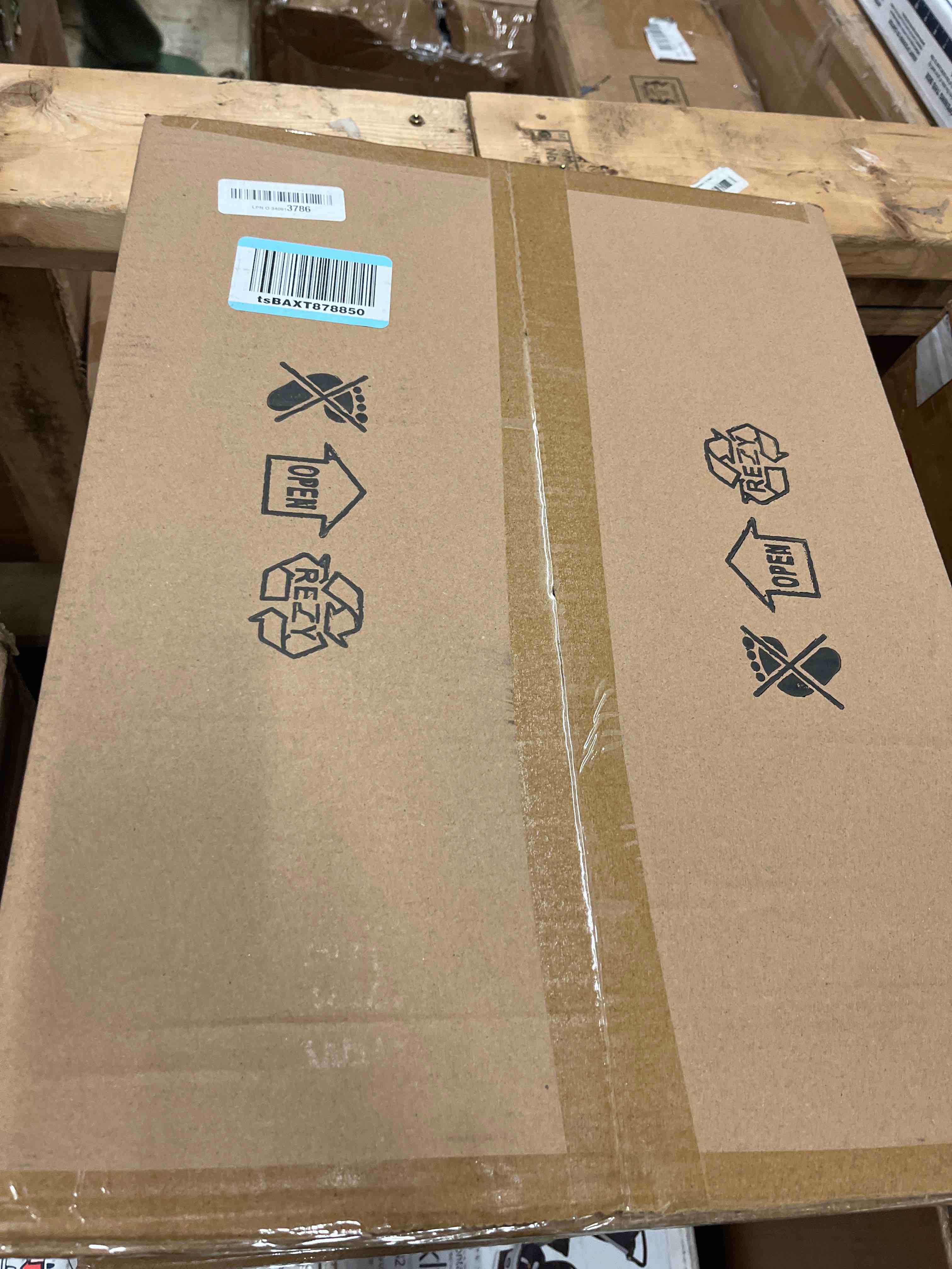 https://s3.amazonaws.com/lotting-images-prod/phillipi/BRN1836057_1754511306878.jpeg