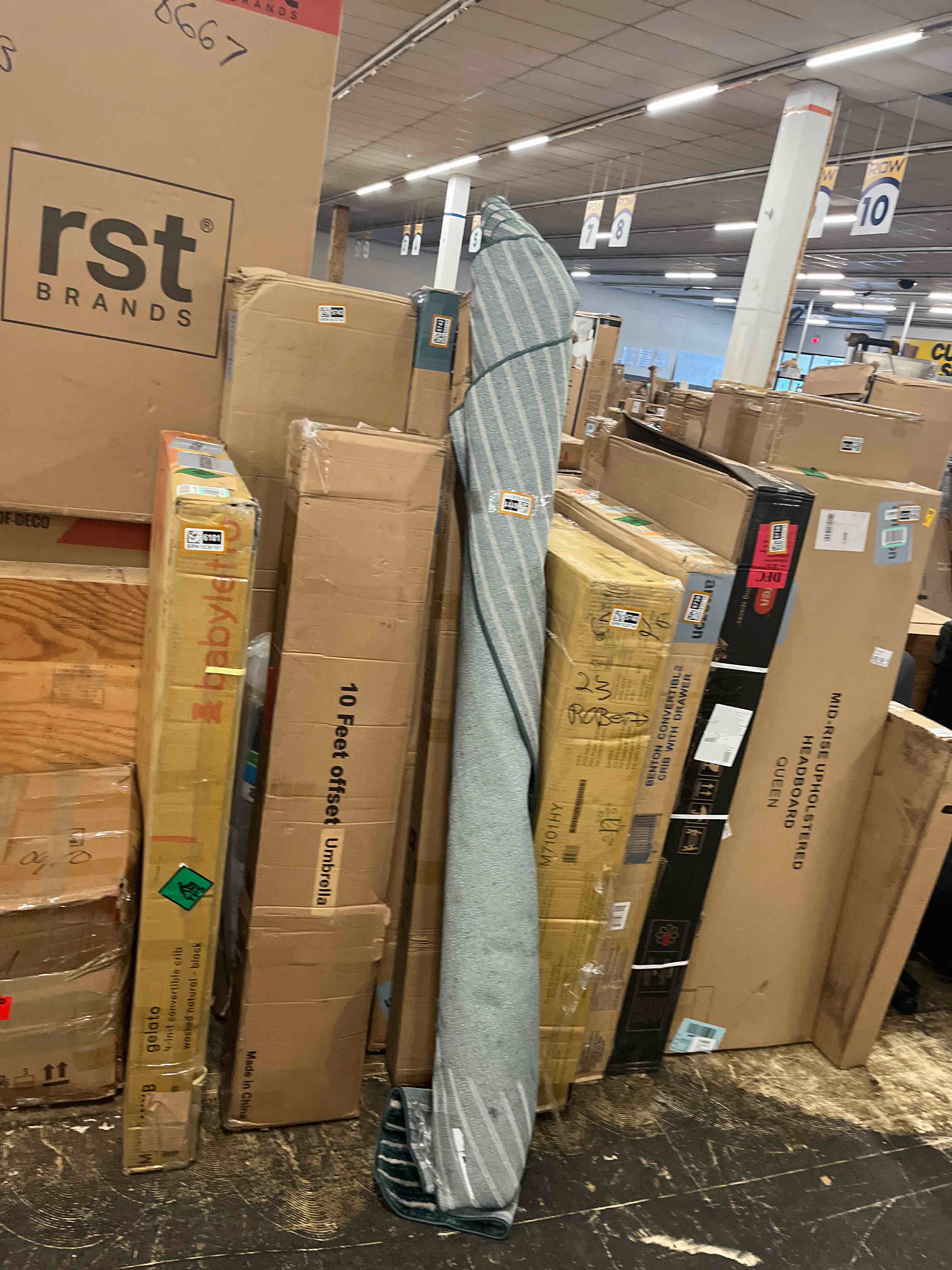 https://s3.amazonaws.com/lotting-images-prod/phillipi/BRN1836111_1754604903922.jpeg