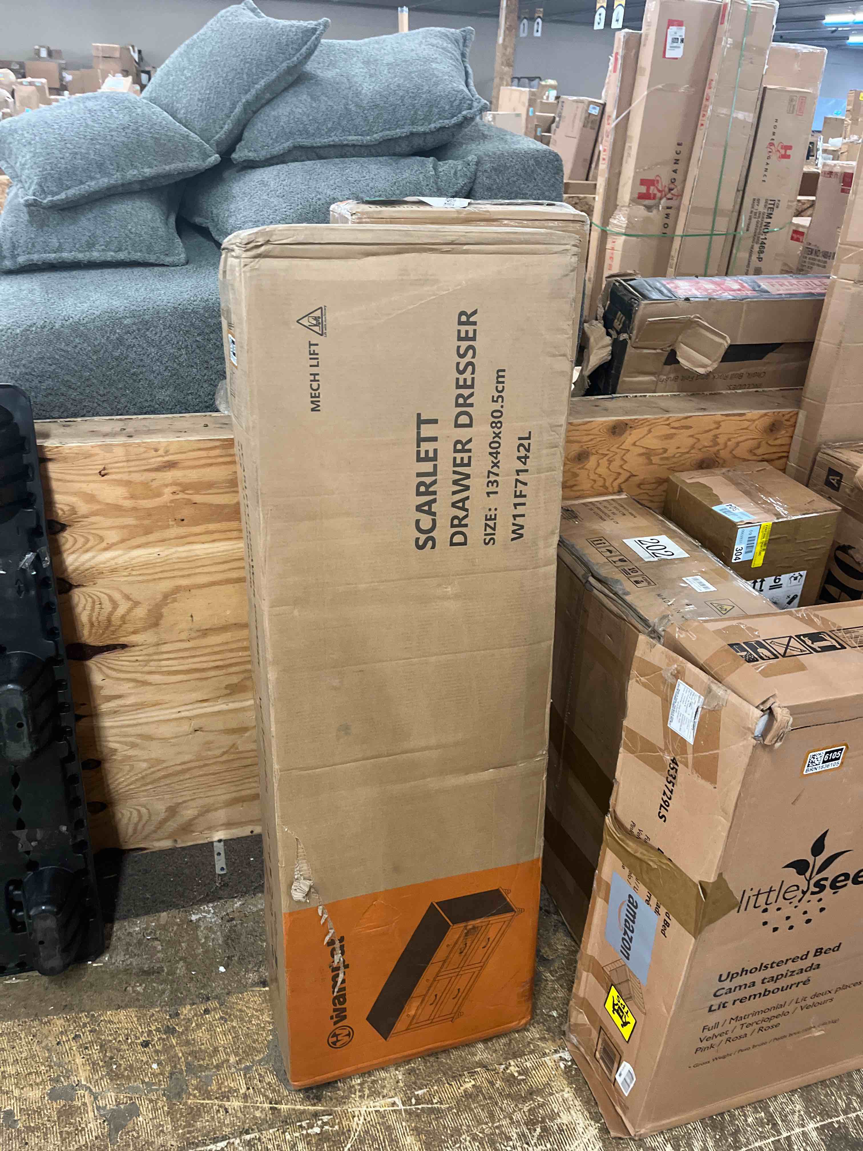 https://s3.amazonaws.com/lotting-images-prod/phillipi/BRN1836126_1754611245255.jpeg