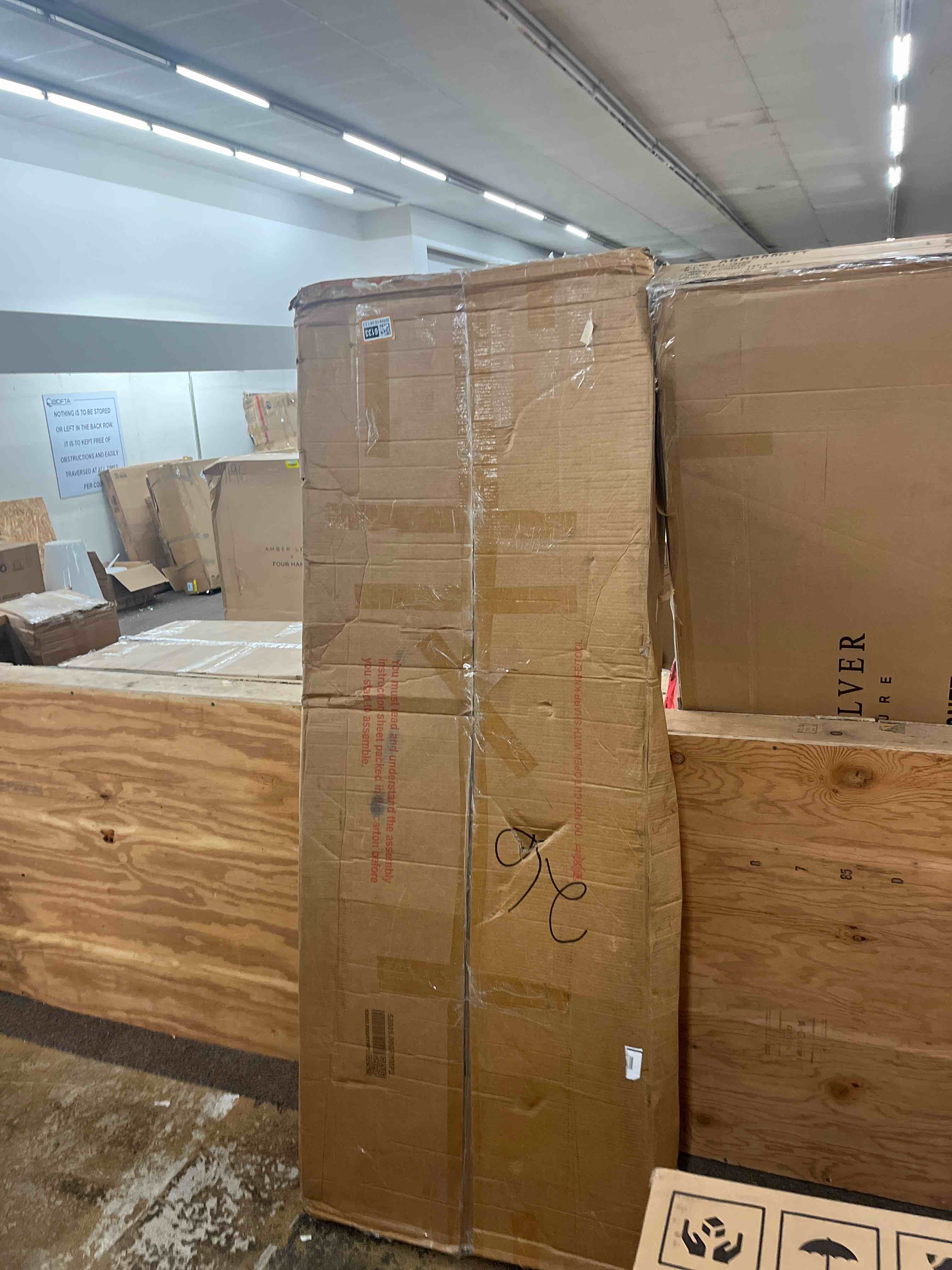 https://s3.amazonaws.com/lotting-images-prod/phillipi/BRN1836133_1754612950871.jpeg