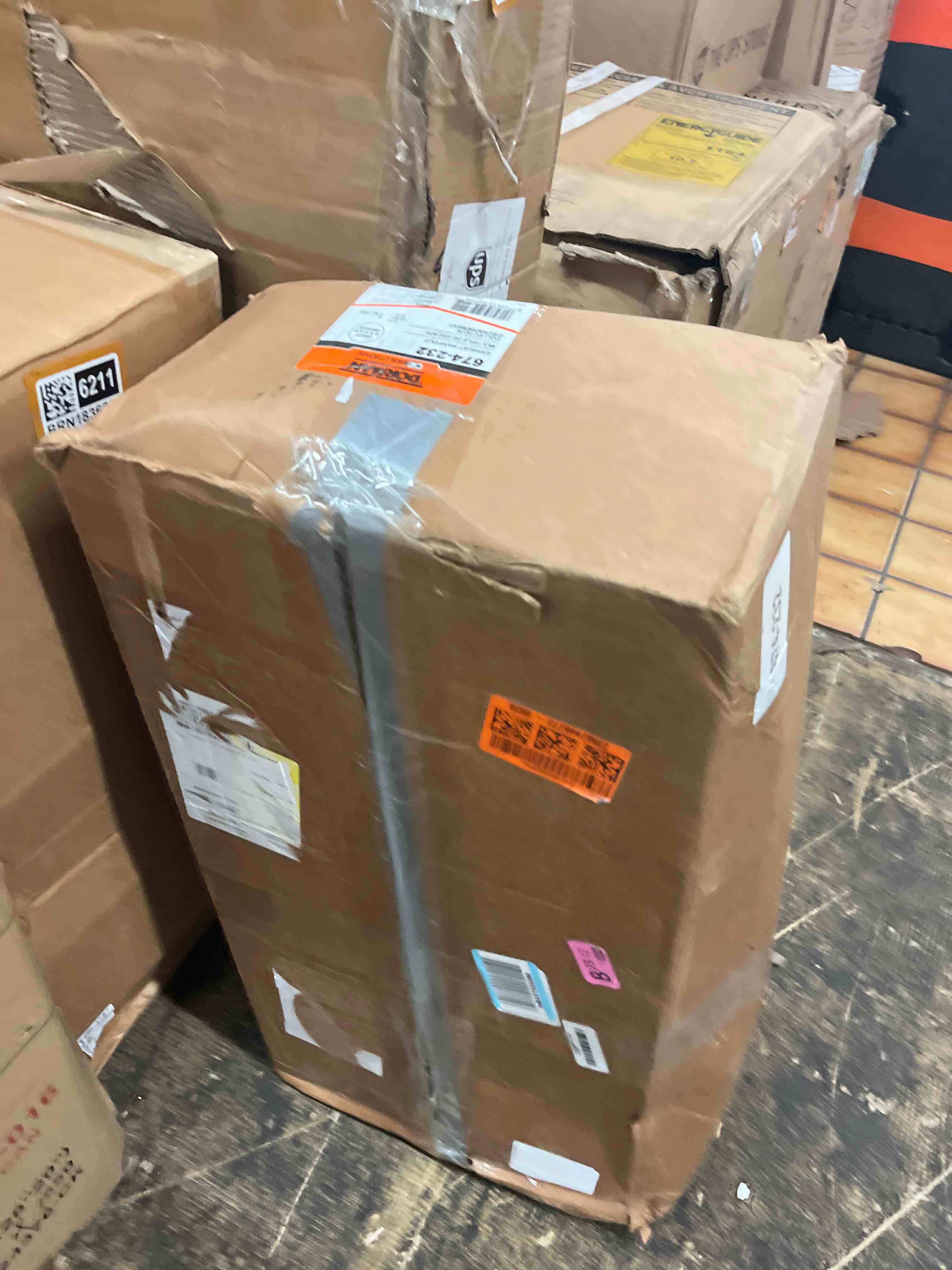 https://s3.amazonaws.com/lotting-images-prod/phillipi/BRN1836193_1754604723669.jpeg