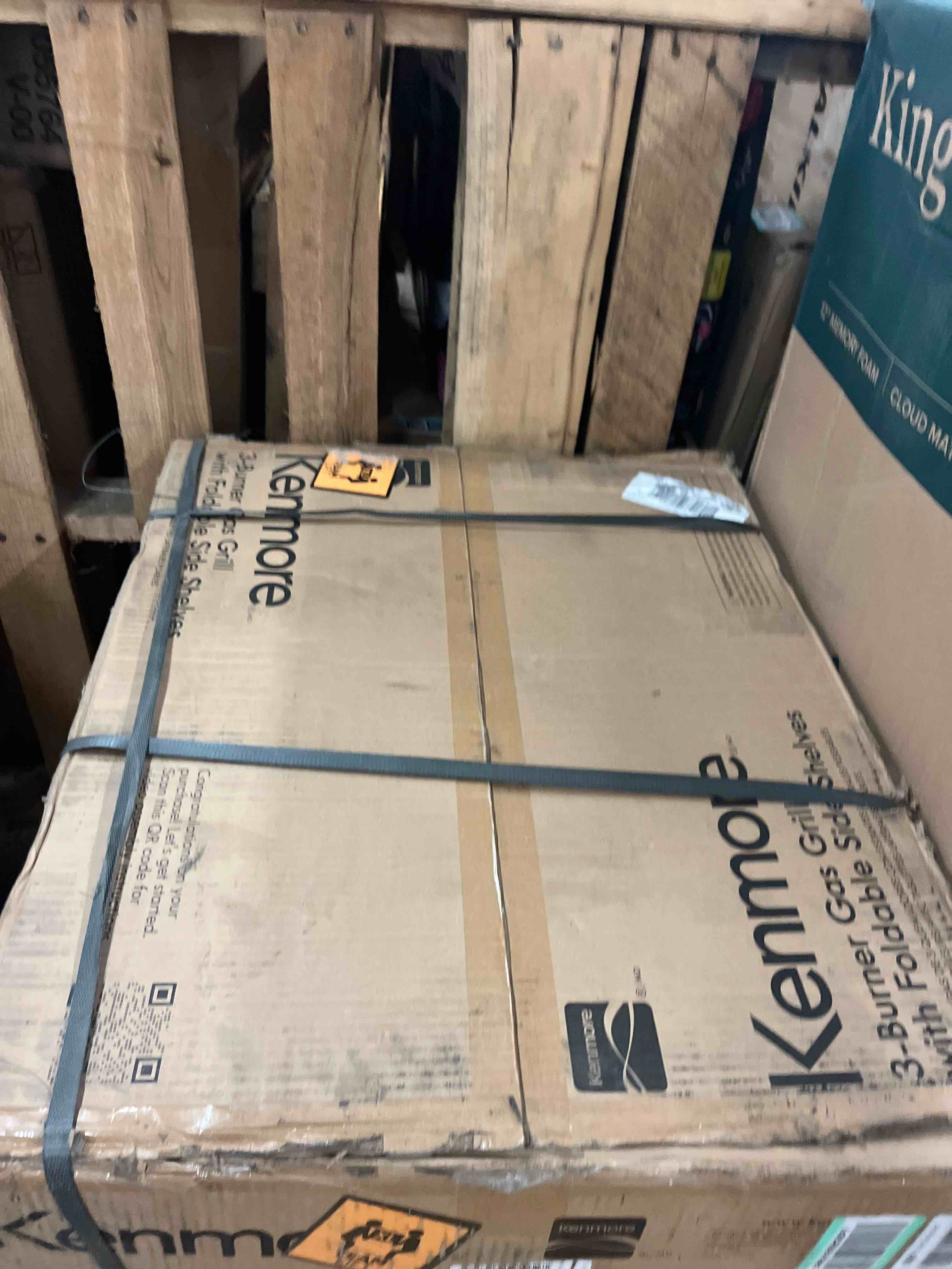 https://s3.amazonaws.com/lotting-images-prod/phillipi/BRN1836205_1754603623848.jpeg