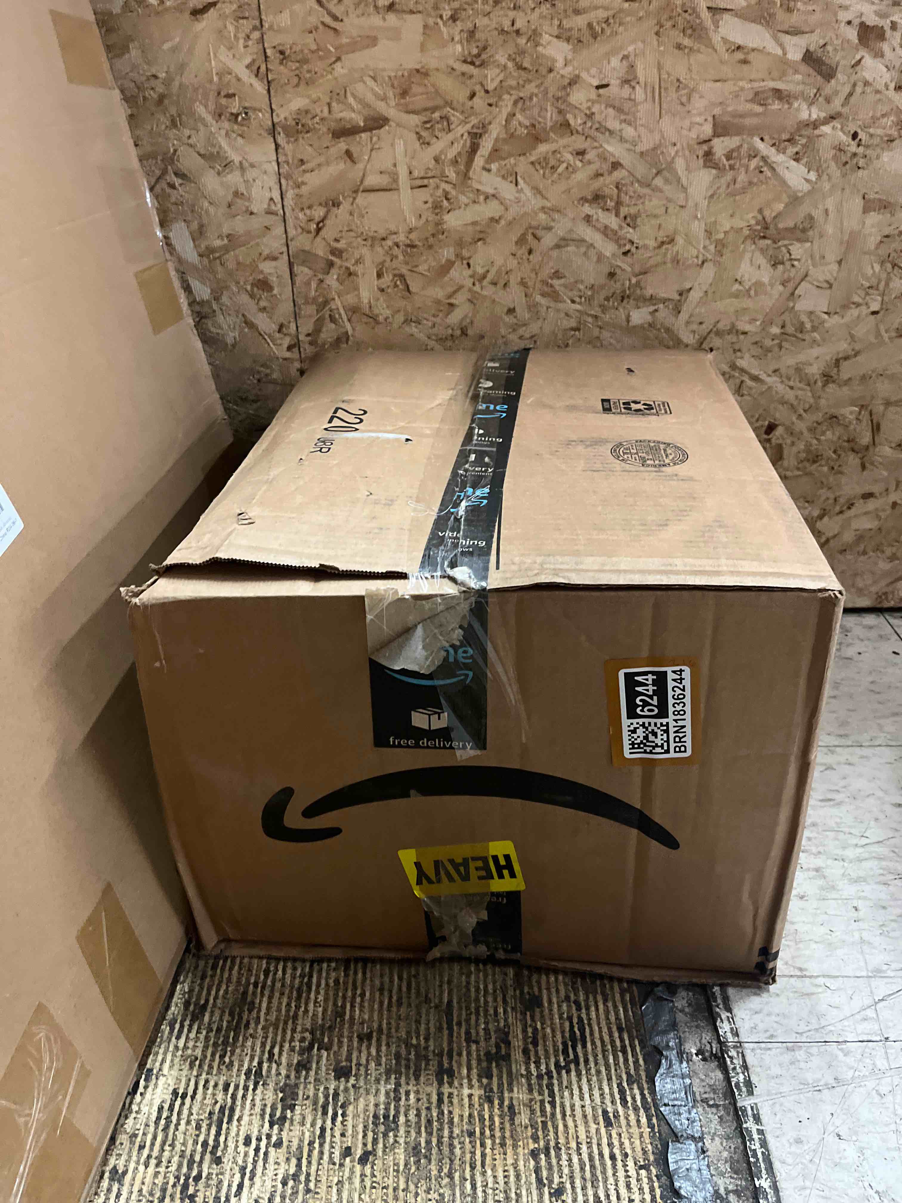 https://s3.amazonaws.com/lotting-images-prod/phillipi/BRN1836244_1755035190532.jpeg