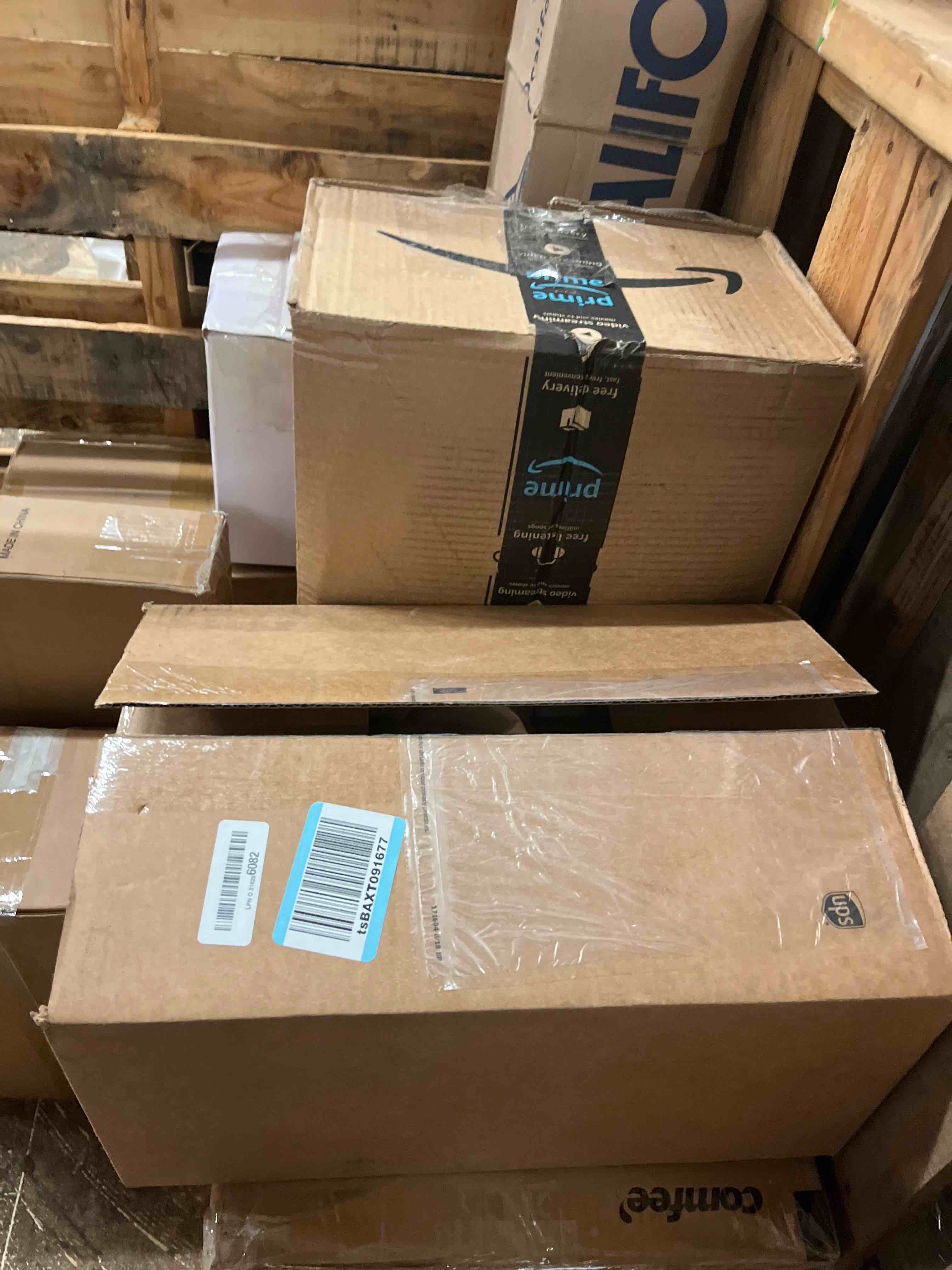 https://s3.amazonaws.com/lotting-images-prod/phillipi/BRN1836726_1755261201197.jpeg