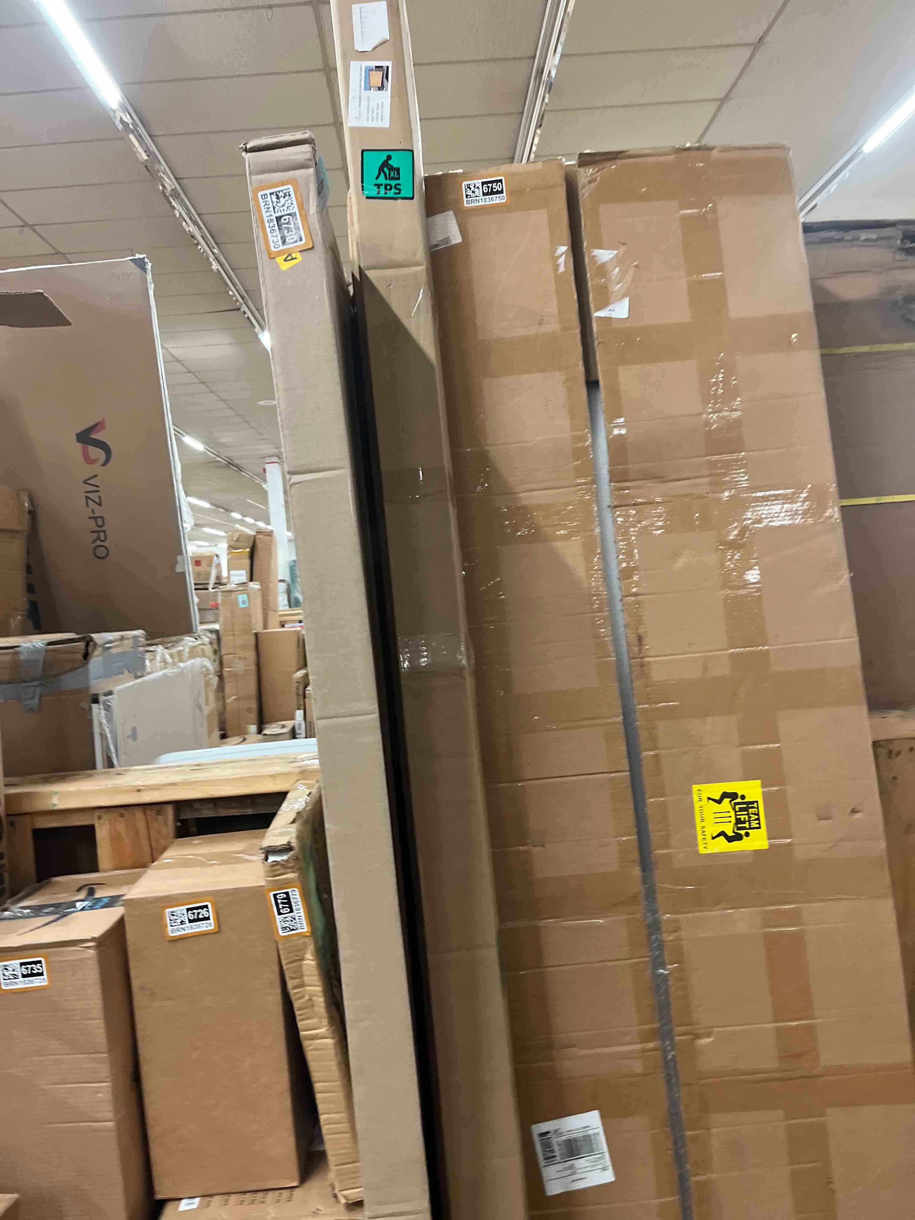 https://s3.amazonaws.com/lotting-images-prod/phillipi/BRN1836778_1755262574559.jpeg