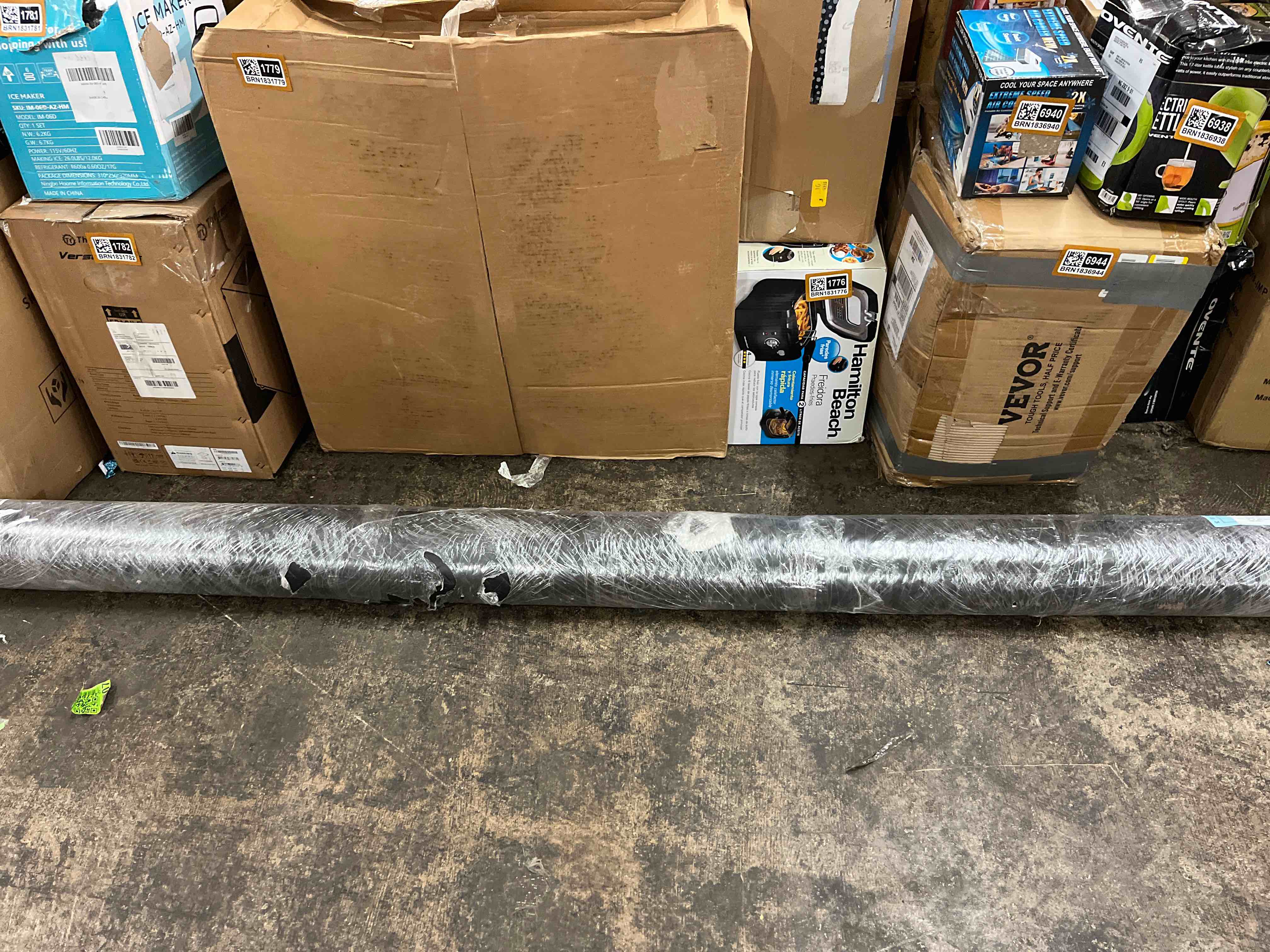 https://s3.amazonaws.com/lotting-images-prod/phillipi/BRN1836831_1760105908217.jpeg