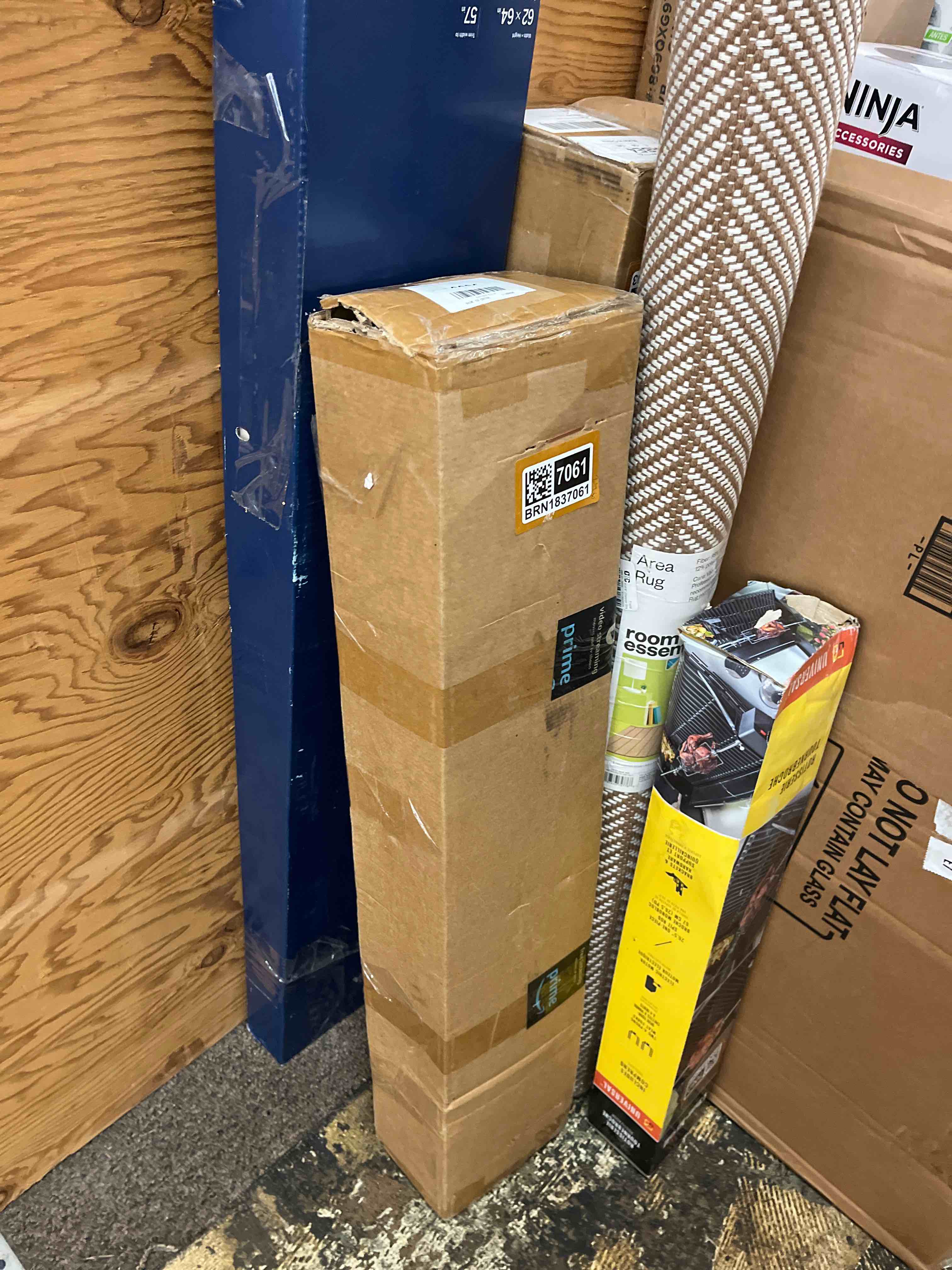 https://s3.amazonaws.com/lotting-images-prod/phillipi/BRN1837061_1755541208065.jpeg