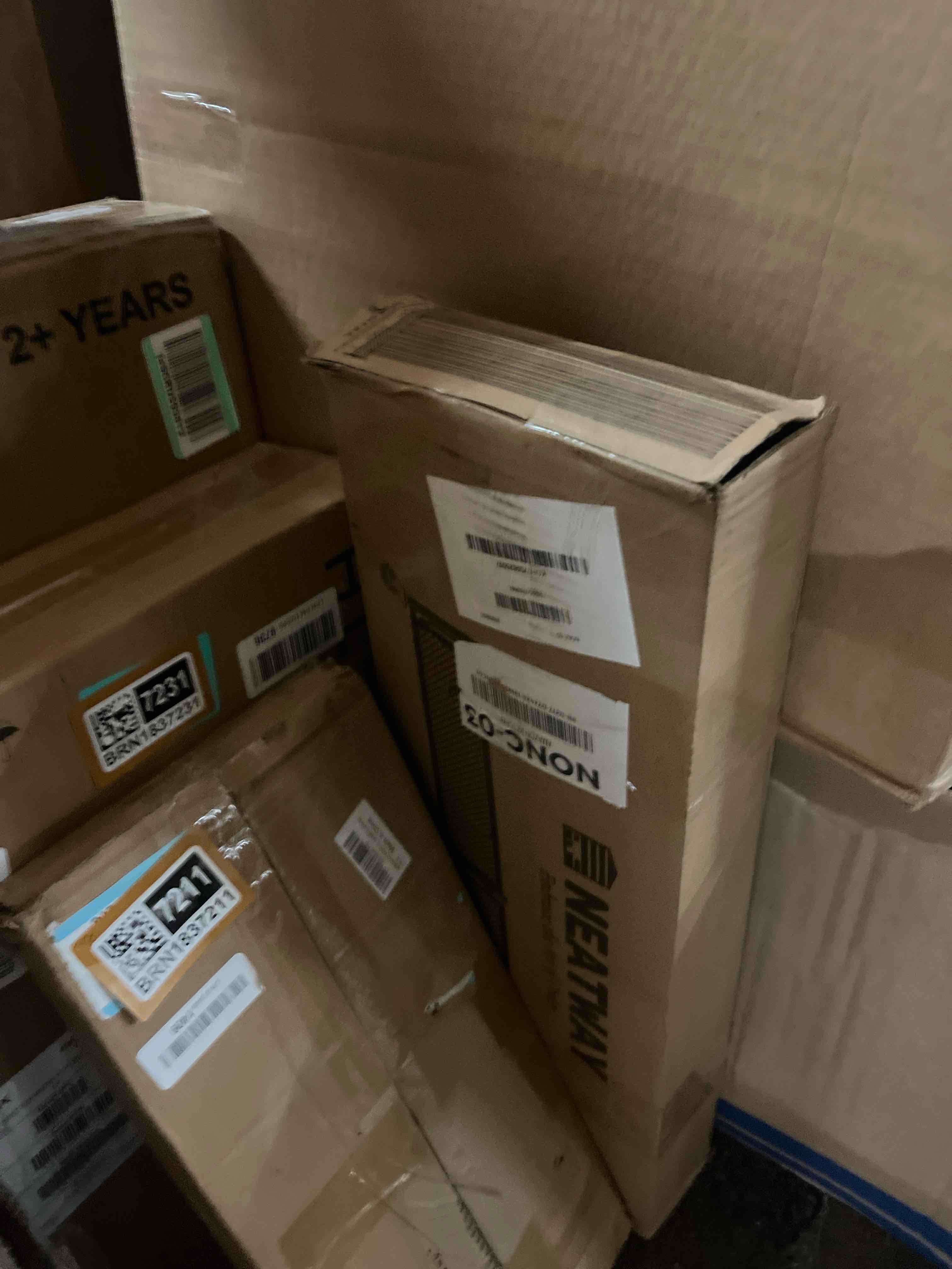 https://s3.amazonaws.com/lotting-images-prod/phillipi/BRN1837201_1755562811646.jpeg