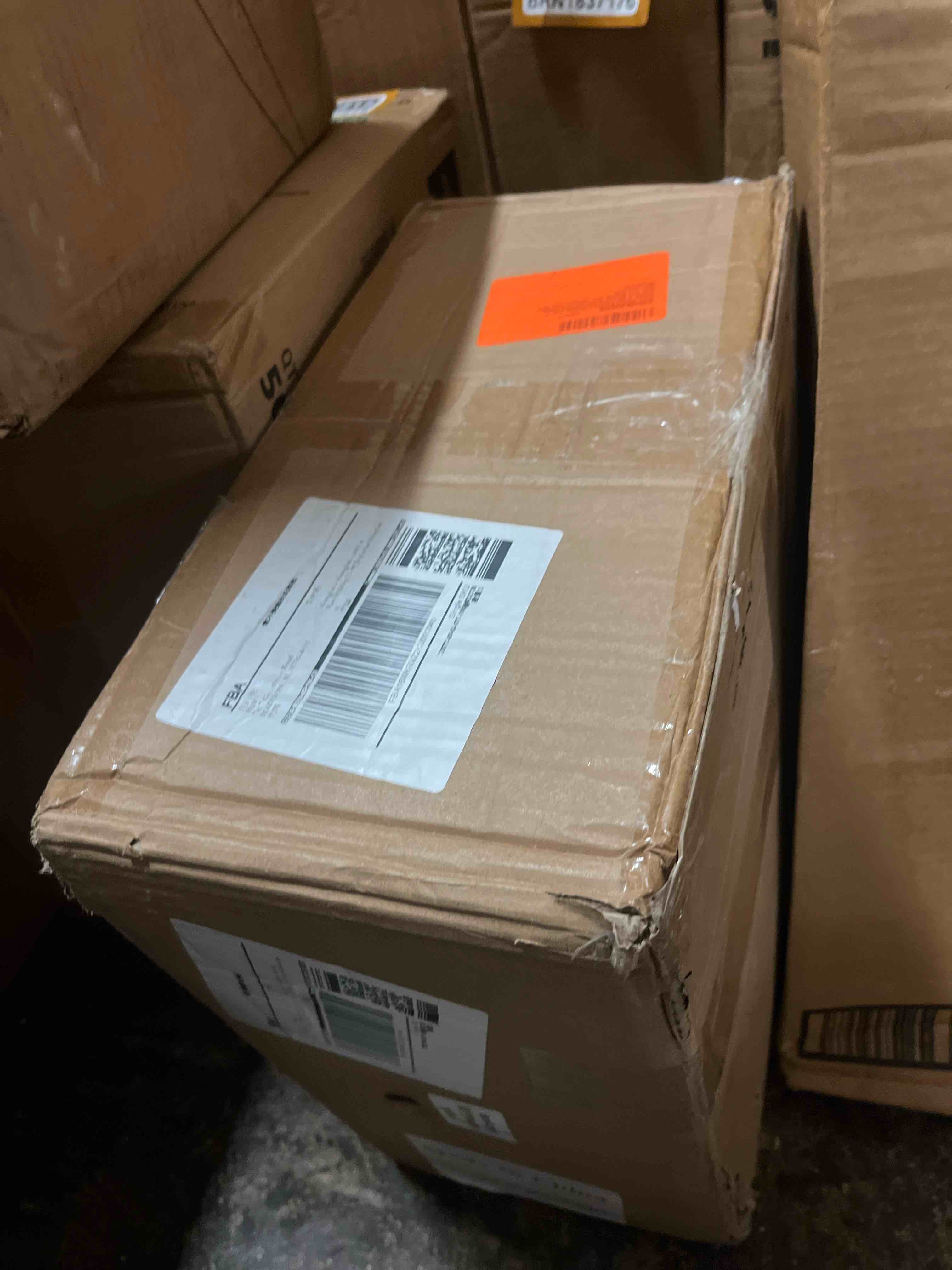 https://s3.amazonaws.com/lotting-images-prod/phillipi/BRN1837220_1755565740041.jpeg