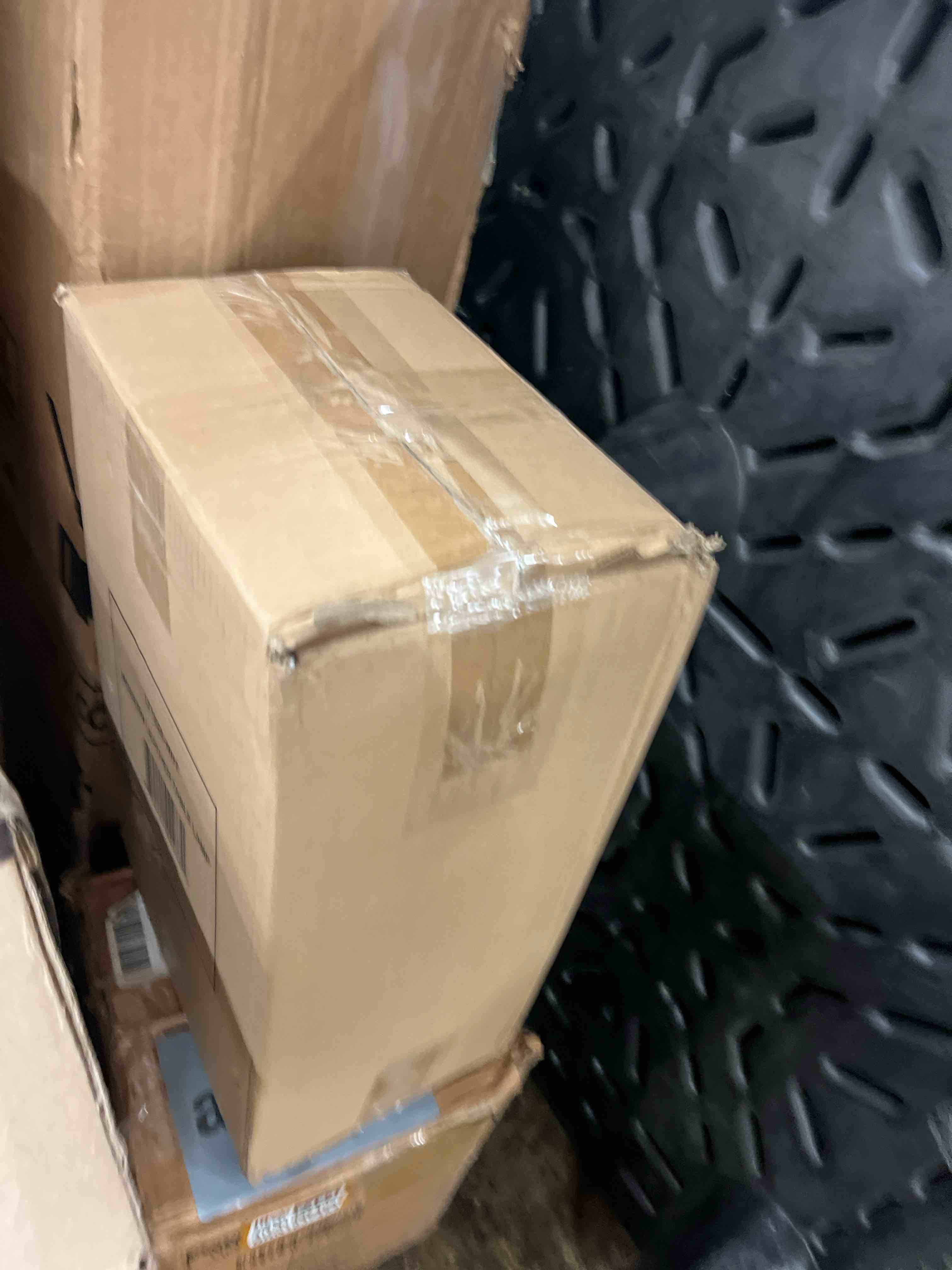 https://s3.amazonaws.com/lotting-images-prod/phillipi/BRN1837447_1755729679276.jpeg