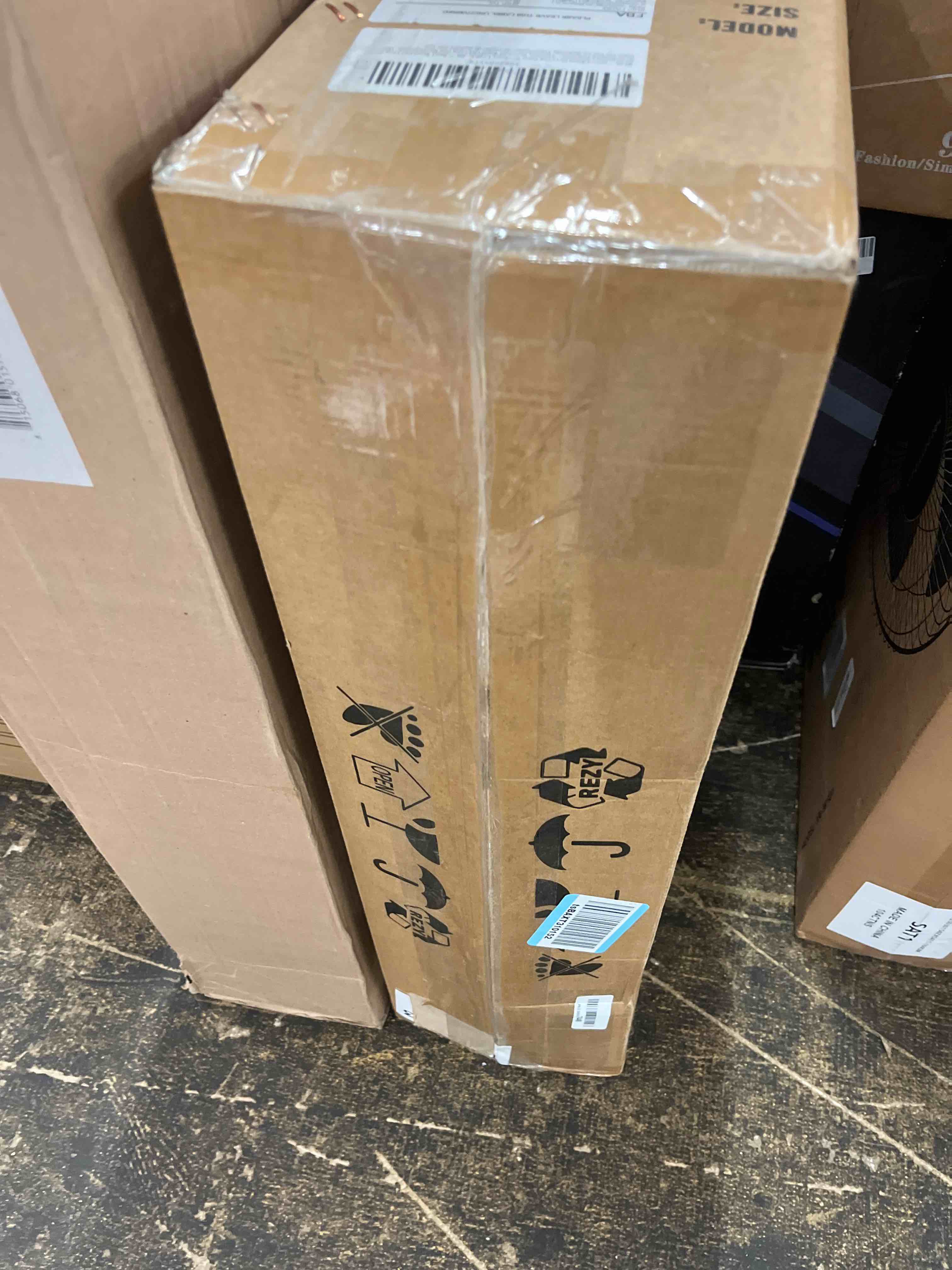 https://s3.amazonaws.com/lotting-images-prod/phillipi/BRN1837515_1755798037054.jpeg