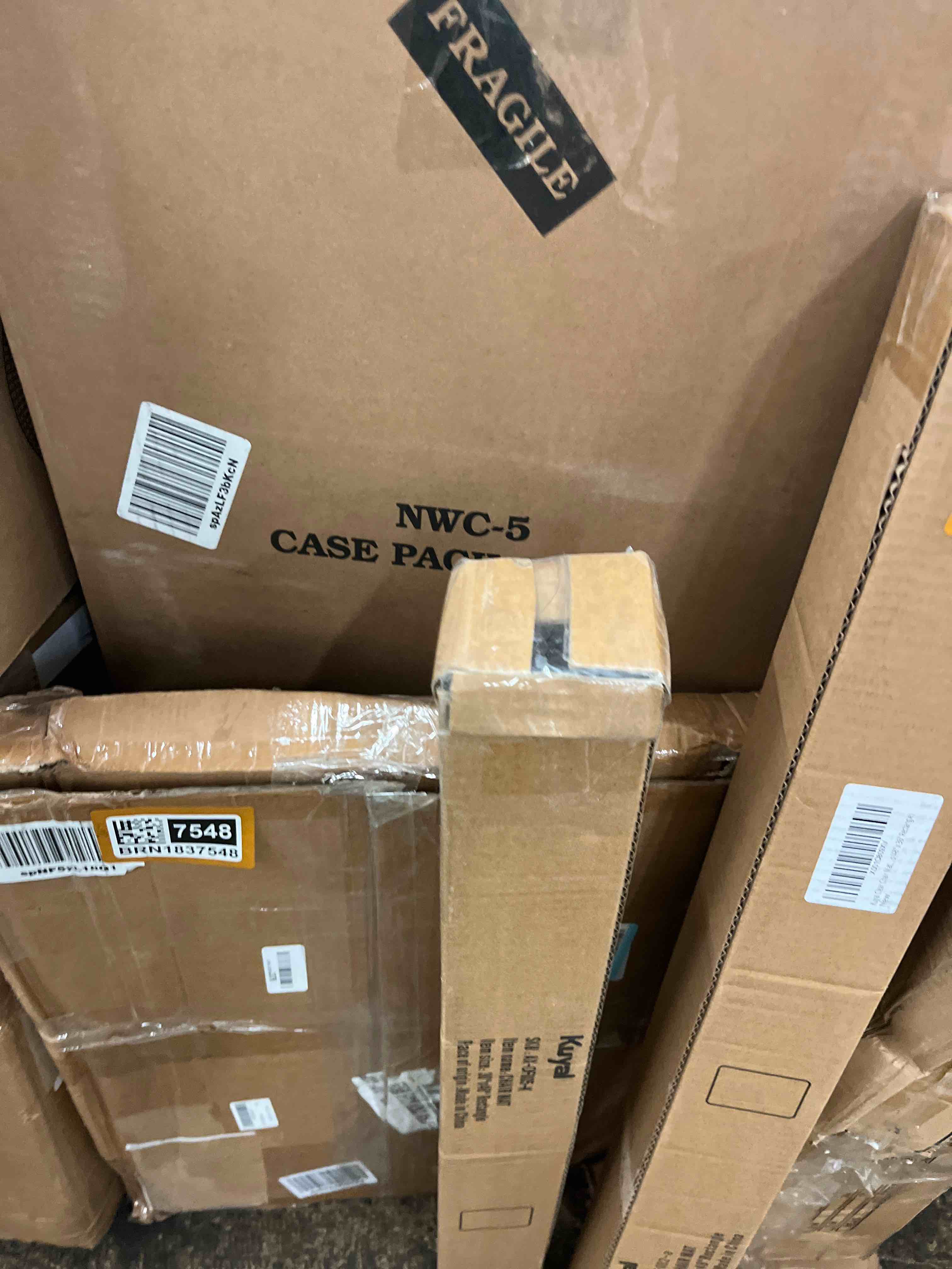 https://s3.amazonaws.com/lotting-images-prod/phillipi/BRN1837567_1755793589860.jpeg