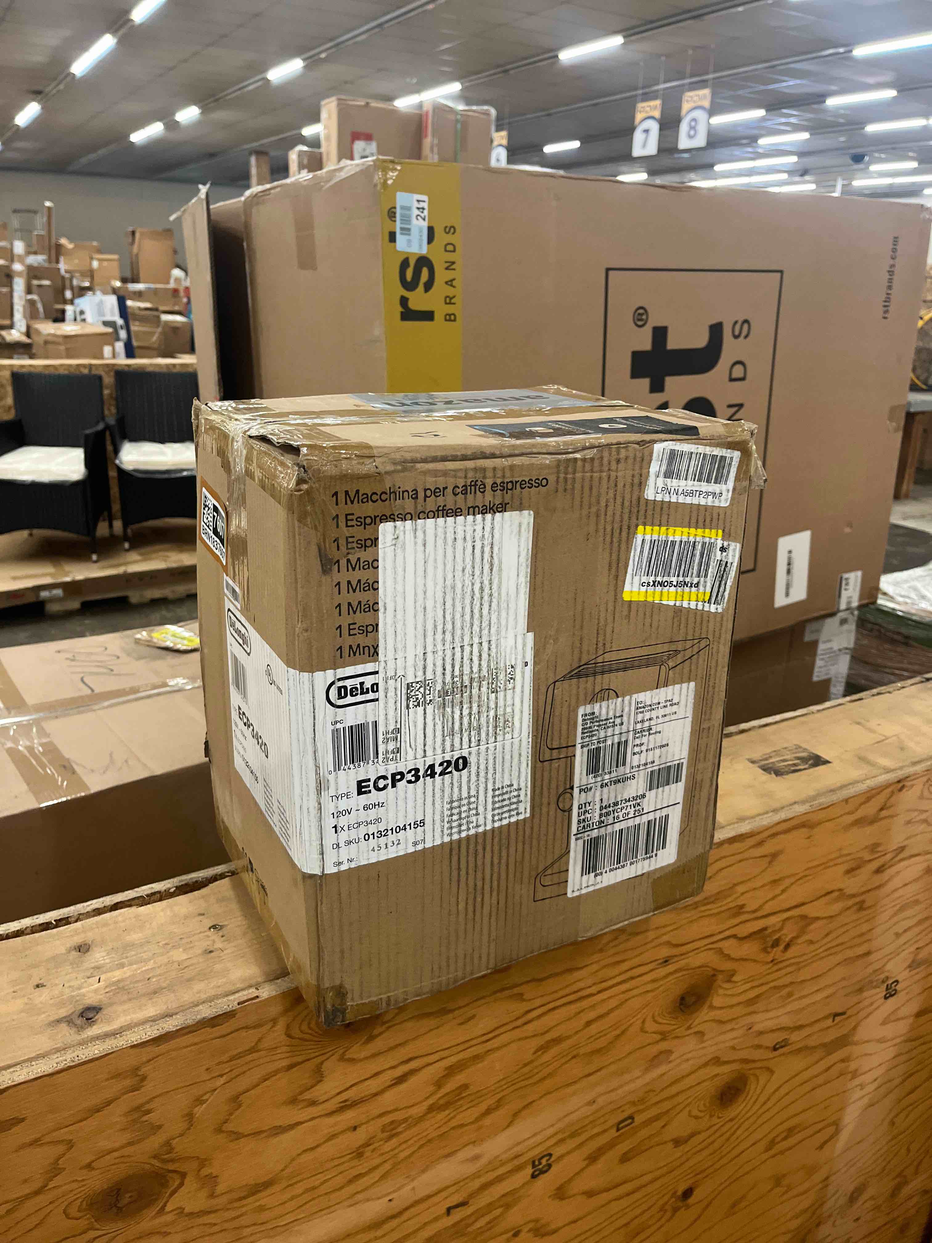 https://s3.amazonaws.com/lotting-images-prod/phillipi/BRN1837607_1755798610706.jpeg
