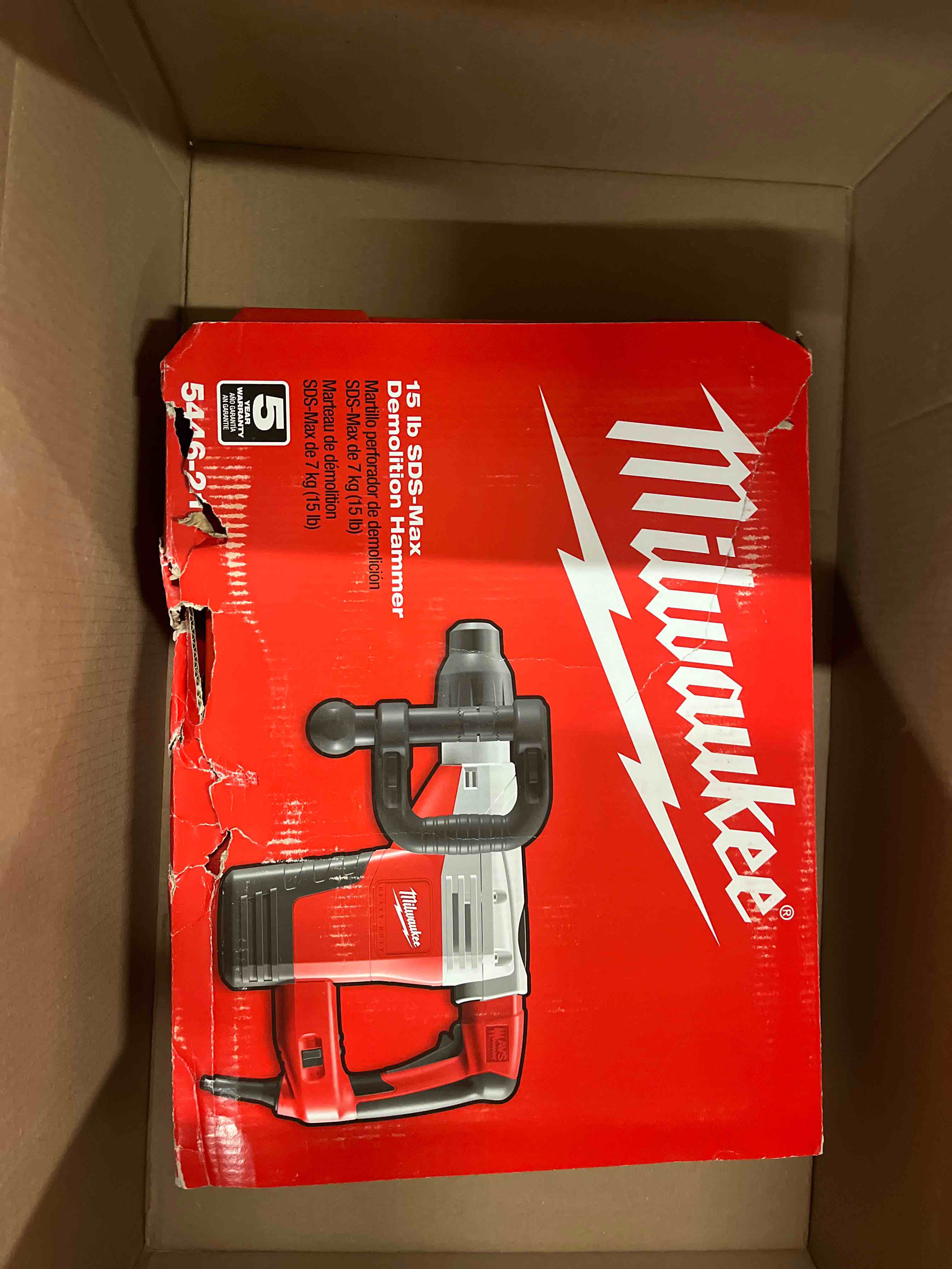 https://s3.amazonaws.com/lotting-images-prod/phillipi/BRN1837767_1756928889423.jpeg