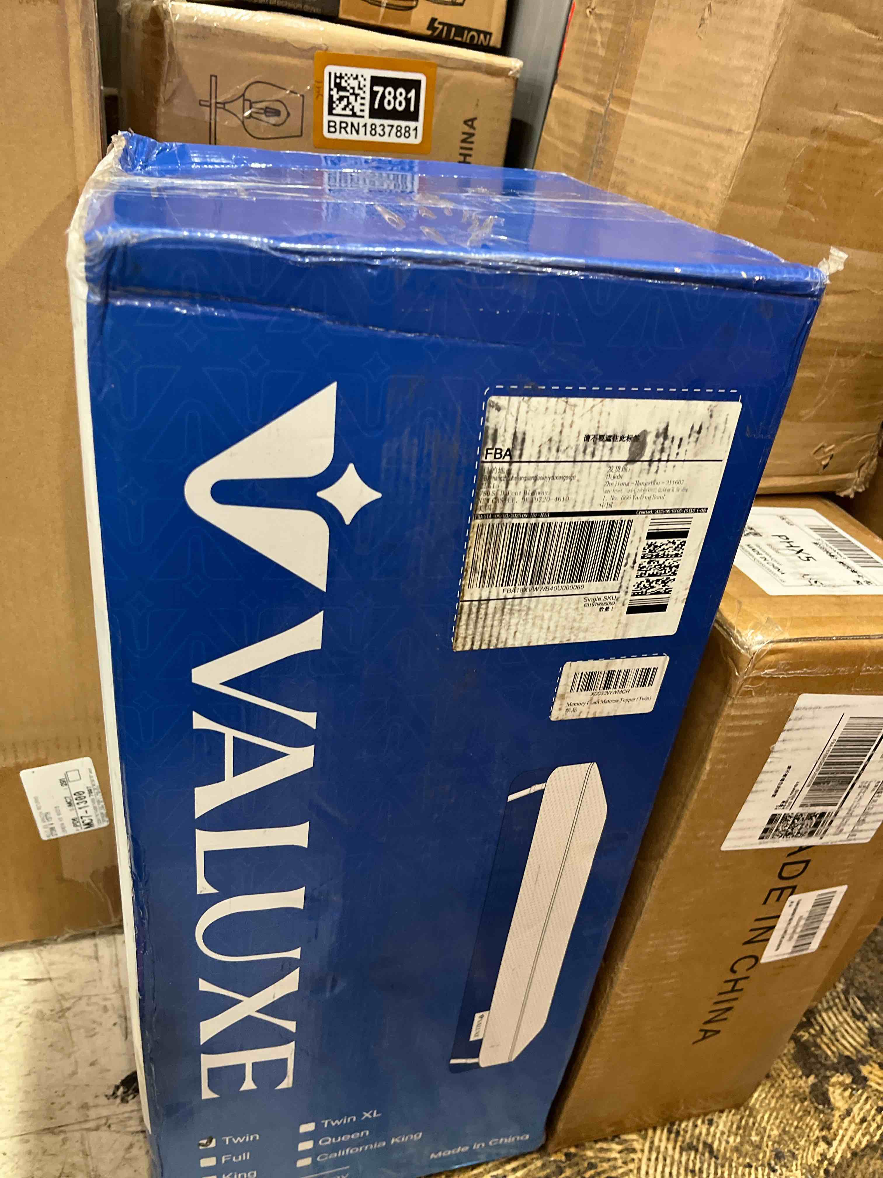 https://s3.amazonaws.com/lotting-images-prod/phillipi/BRN1837868_1756928508830.jpeg