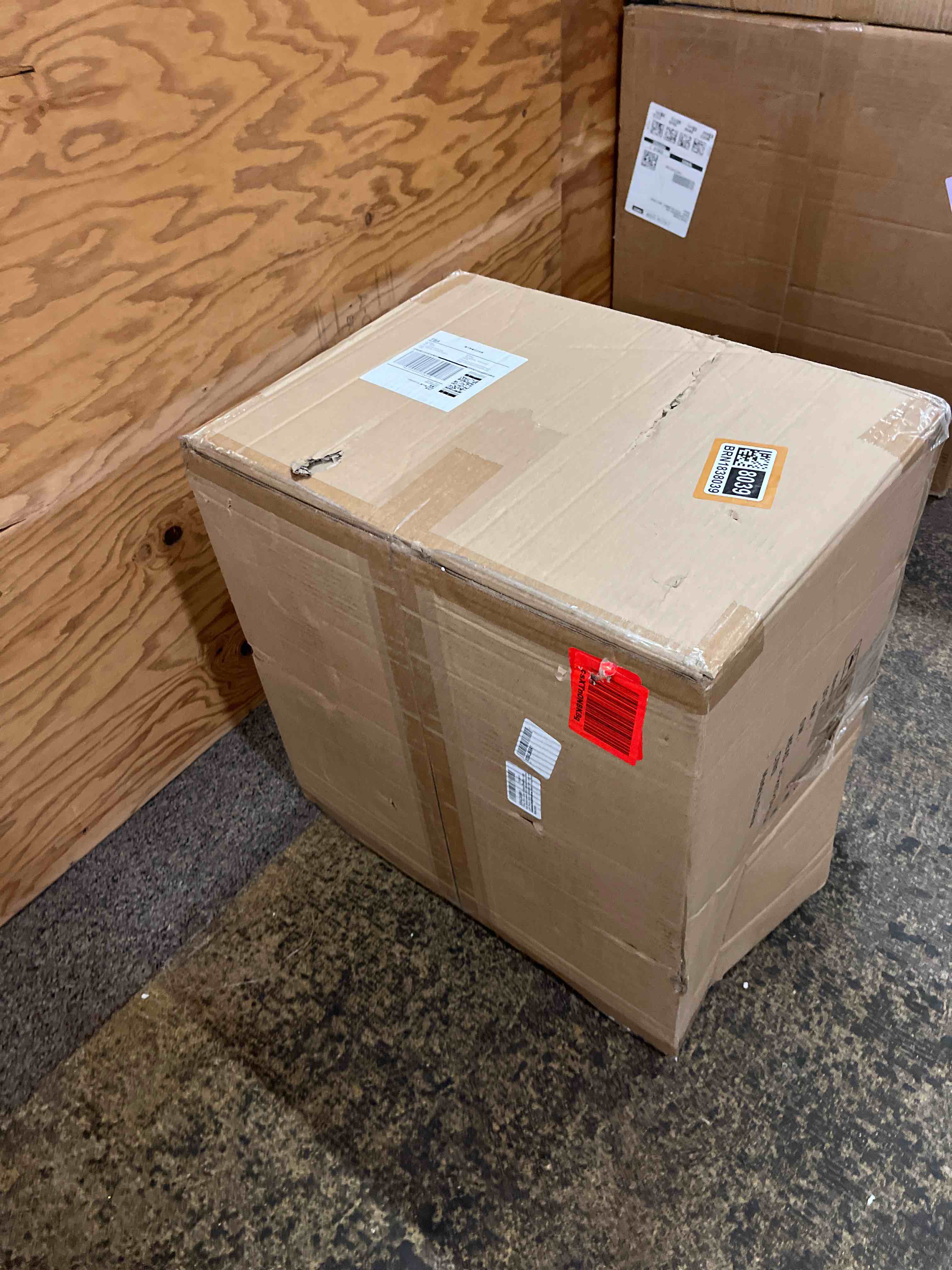 https://s3.amazonaws.com/lotting-images-prod/phillipi/BRN1838039_1757091952036.jpeg