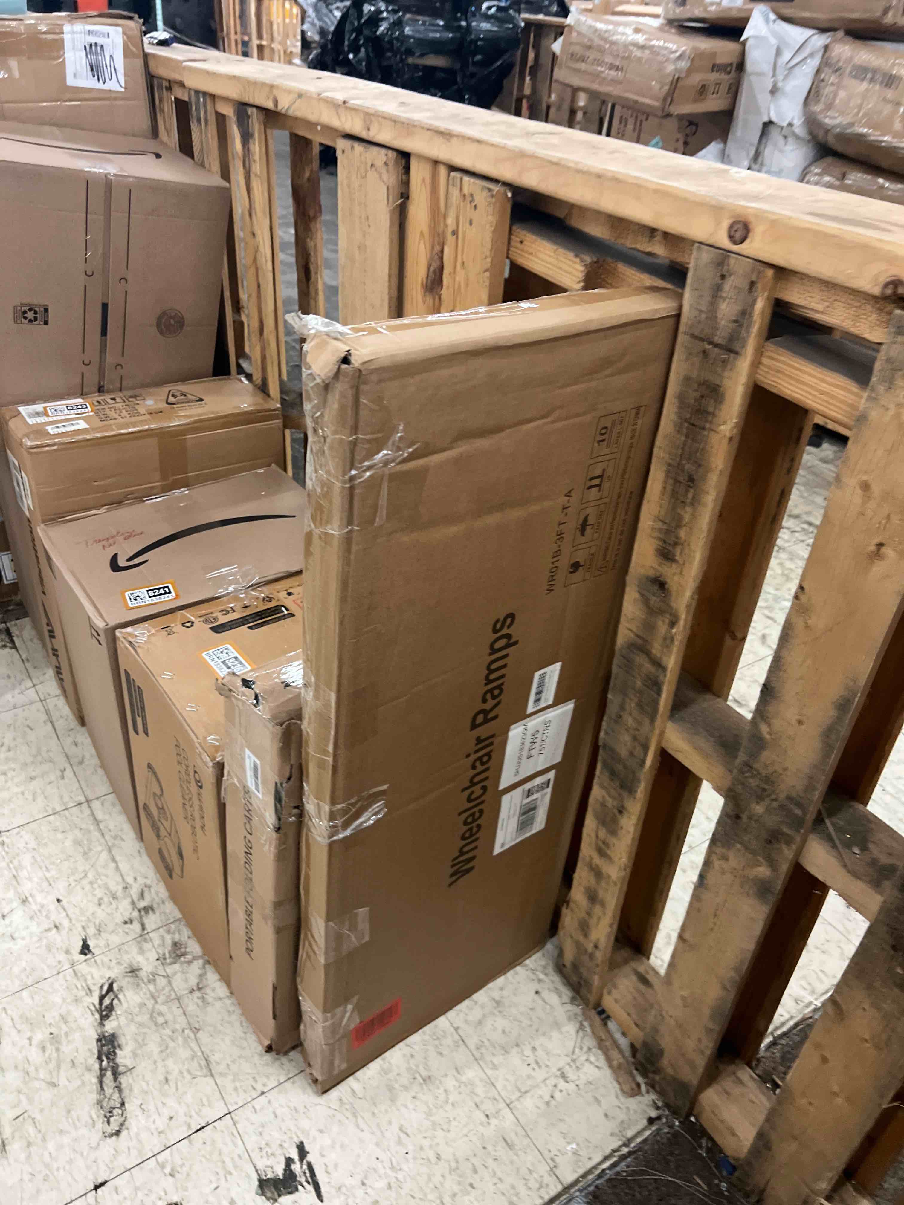 https://s3.amazonaws.com/lotting-images-prod/phillipi/BRN1838234_1758722133305.jpeg