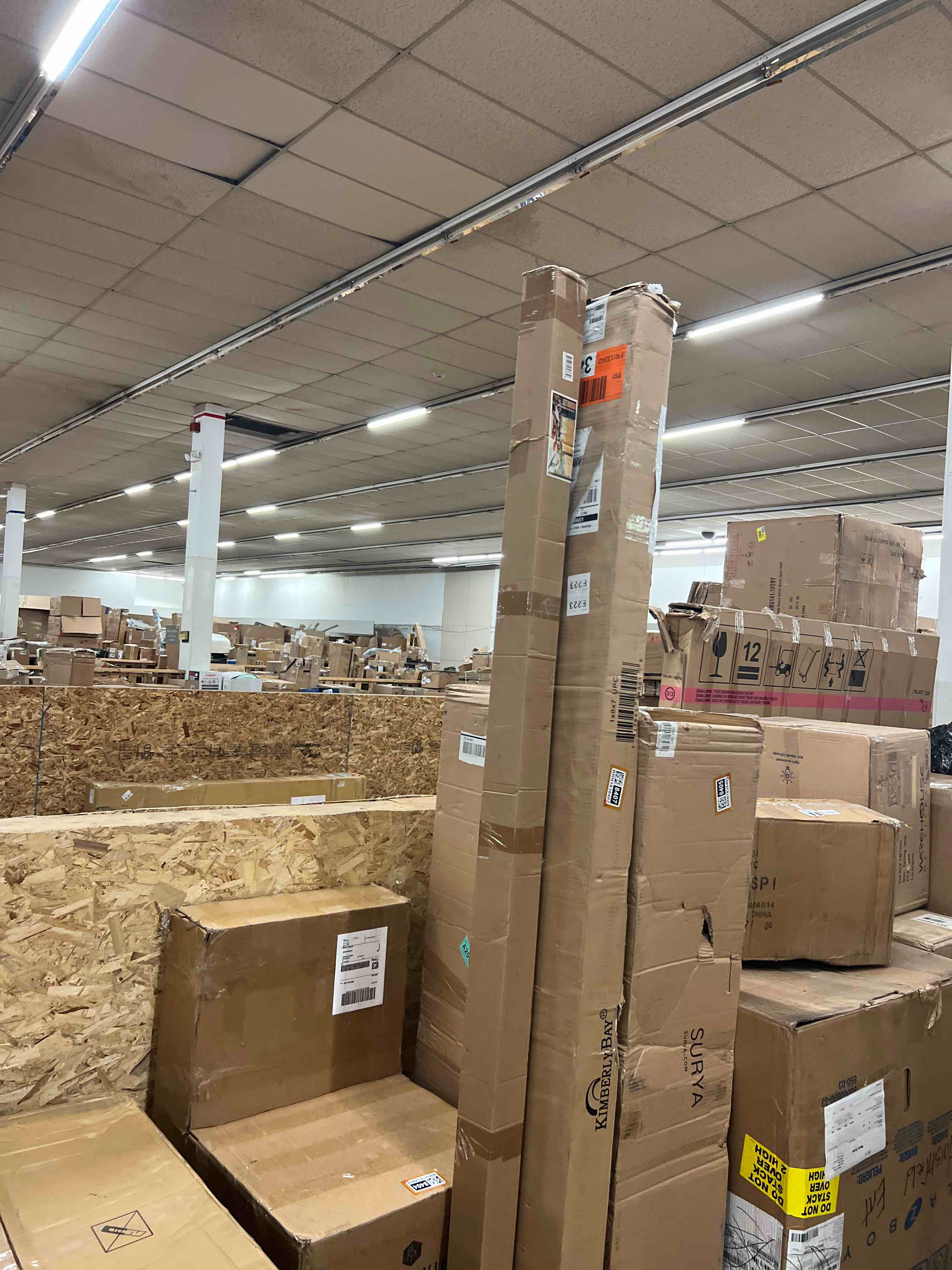 https://s3.amazonaws.com/lotting-images-prod/phillipi/BRN1838408_1758852833955.jpeg