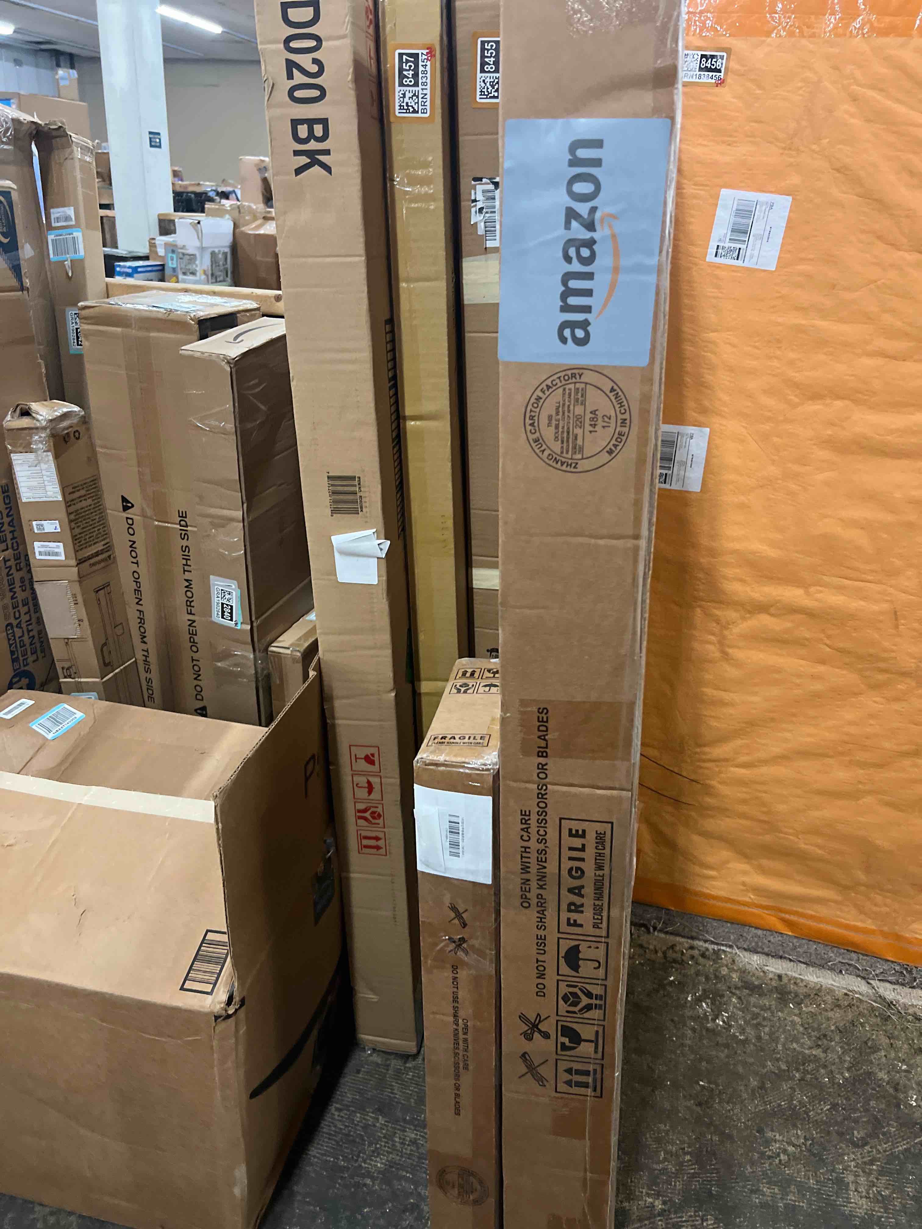 https://s3.amazonaws.com/lotting-images-prod/phillipi/BRN1838454_1760017630101.jpeg