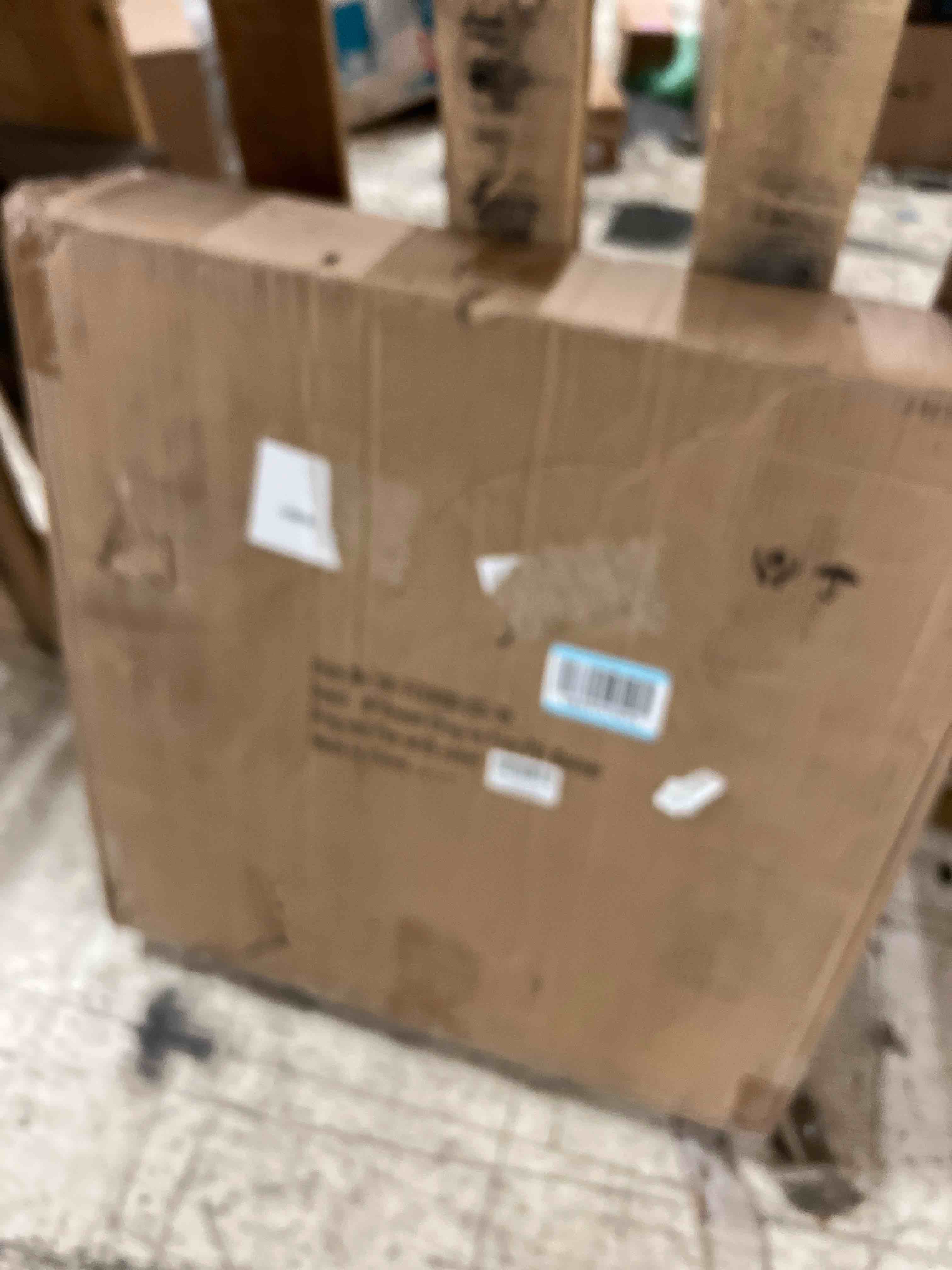 https://s3.amazonaws.com/lotting-images-prod/phillipi/BRN1838578_1760370766357.jpeg