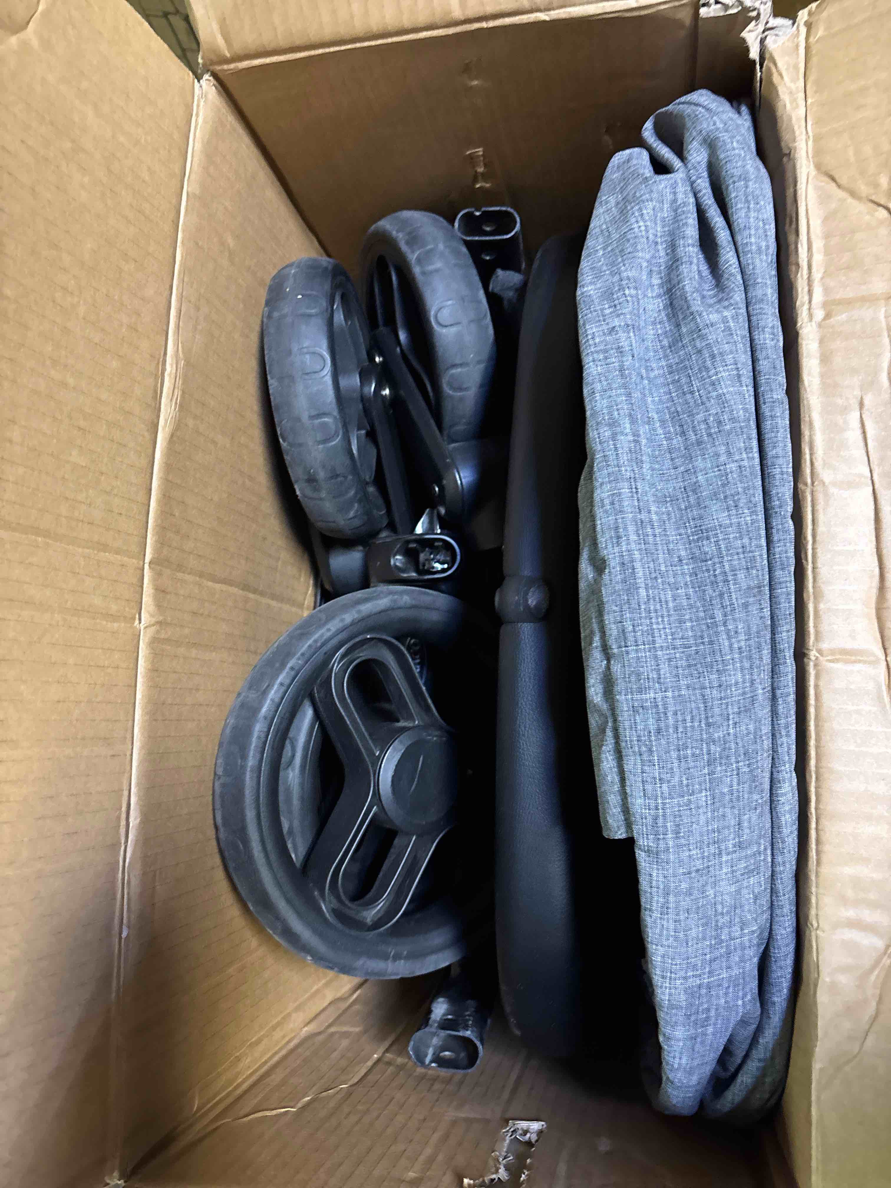 https://s3.amazonaws.com/lotting-images-prod/phillipi/BRN1912092_1752176477870.jpeg