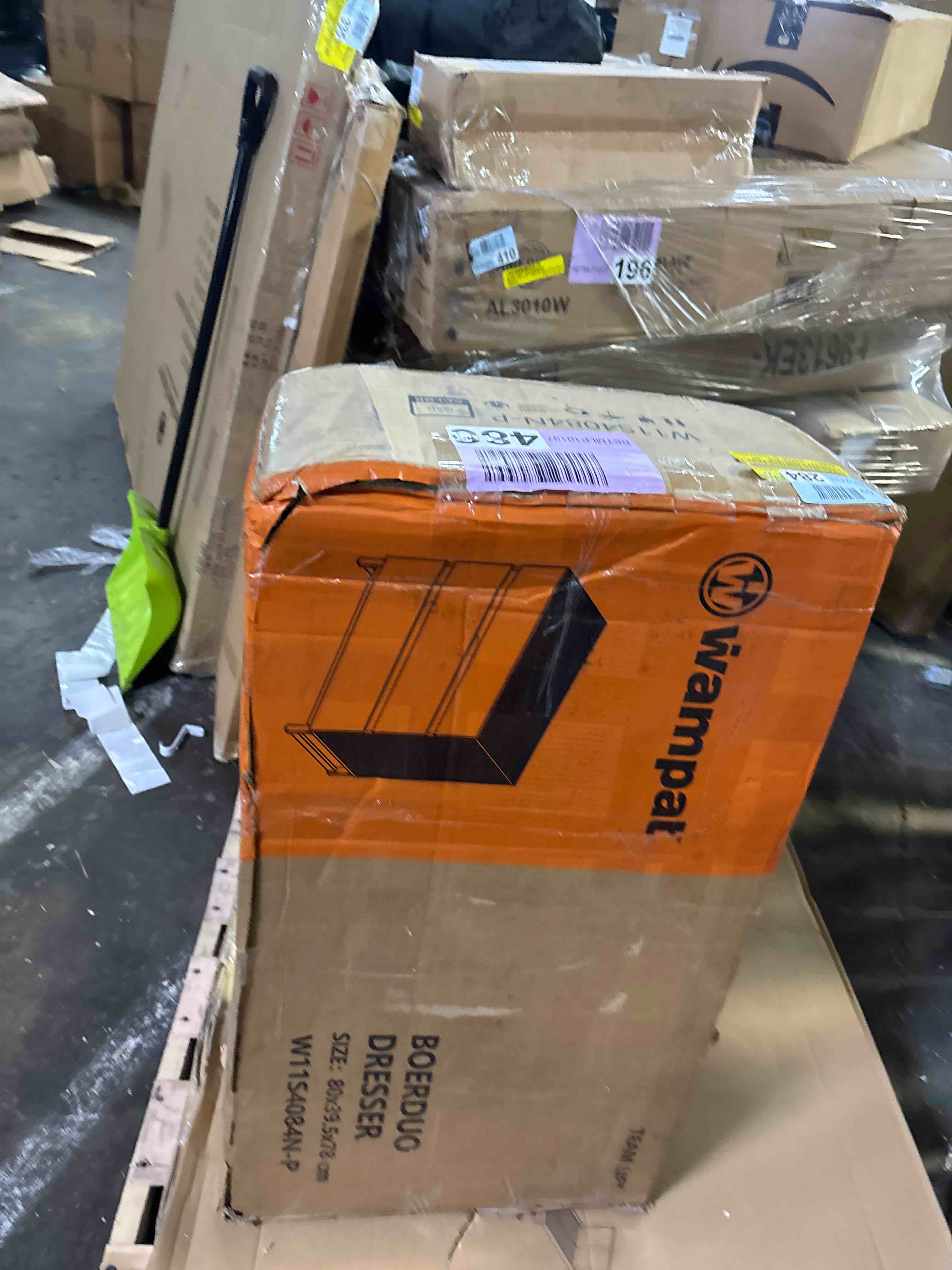 https://s3.amazonaws.com/lotting-images-prod/phillipi/BRN1912114_1752171120388.jpeg