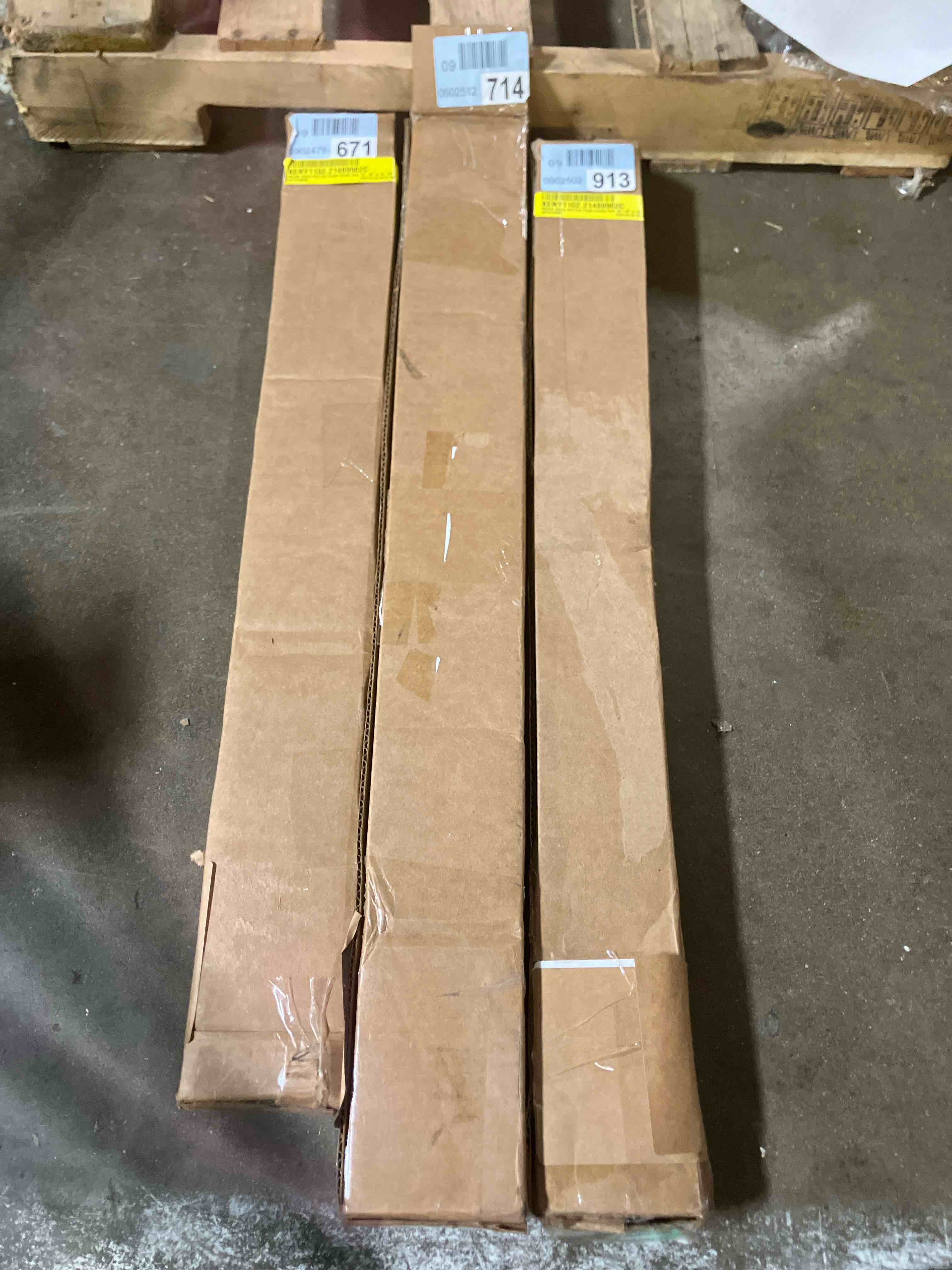 https://s3.amazonaws.com/lotting-images-prod/phillipi/BRN1912125_1752173034095.jpeg