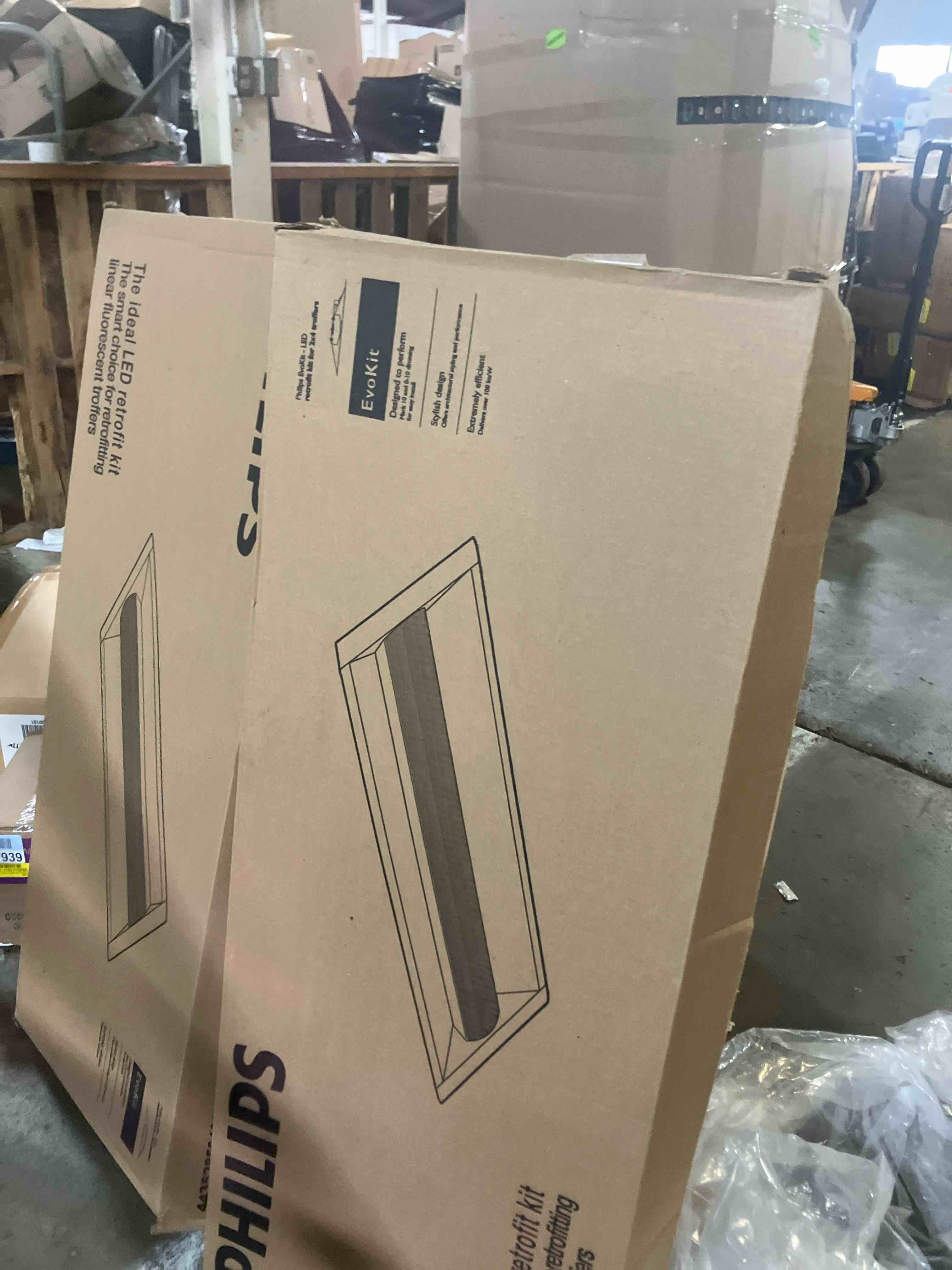 https://s3.amazonaws.com/lotting-images-prod/phillipi/BRN1912126_1752173873809.jpeg
