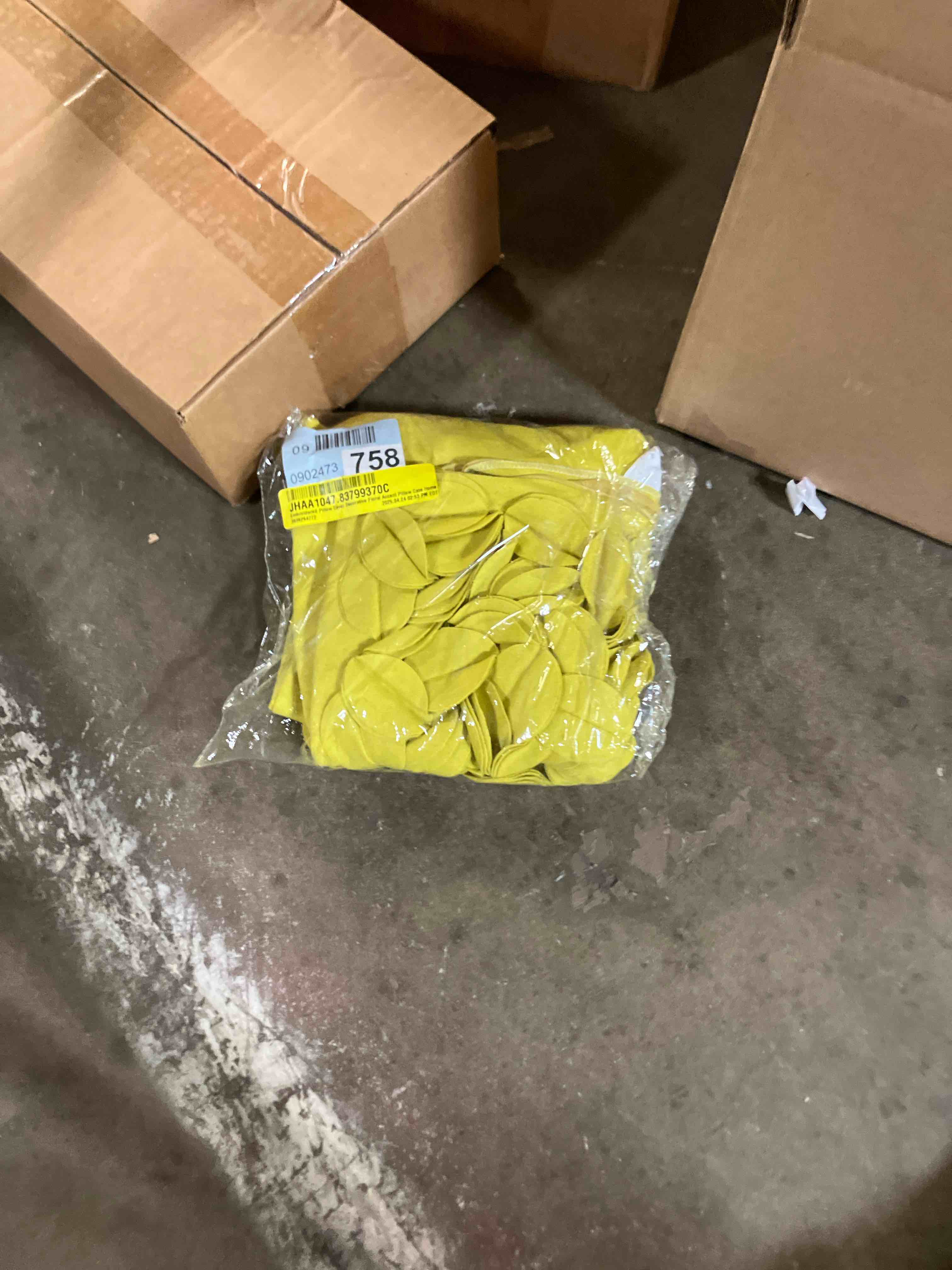 https://s3.amazonaws.com/lotting-images-prod/phillipi/BRN1912138_1752176959474.jpeg