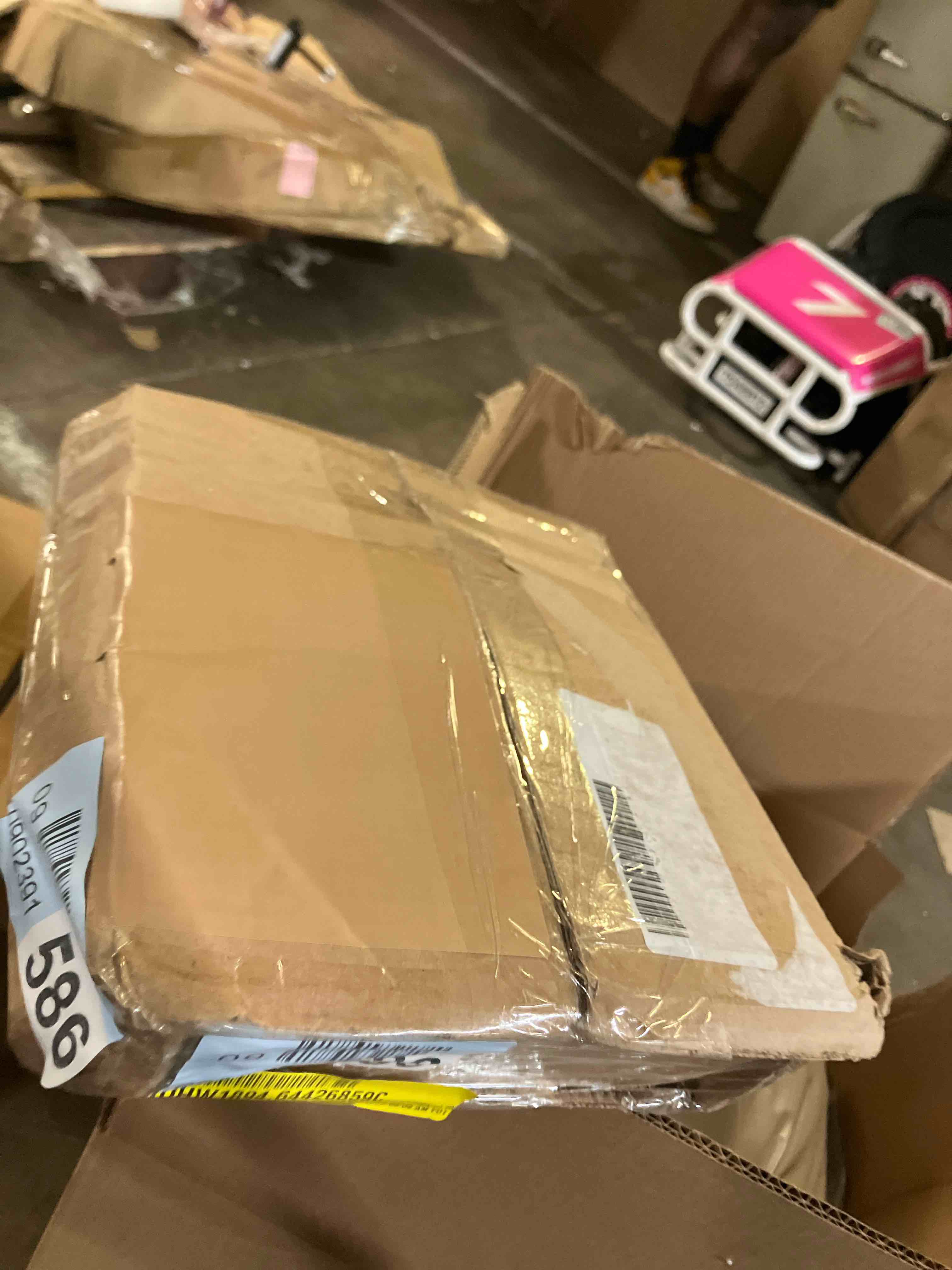https://s3.amazonaws.com/lotting-images-prod/phillipi/BRN1912140_1752177176665.jpeg