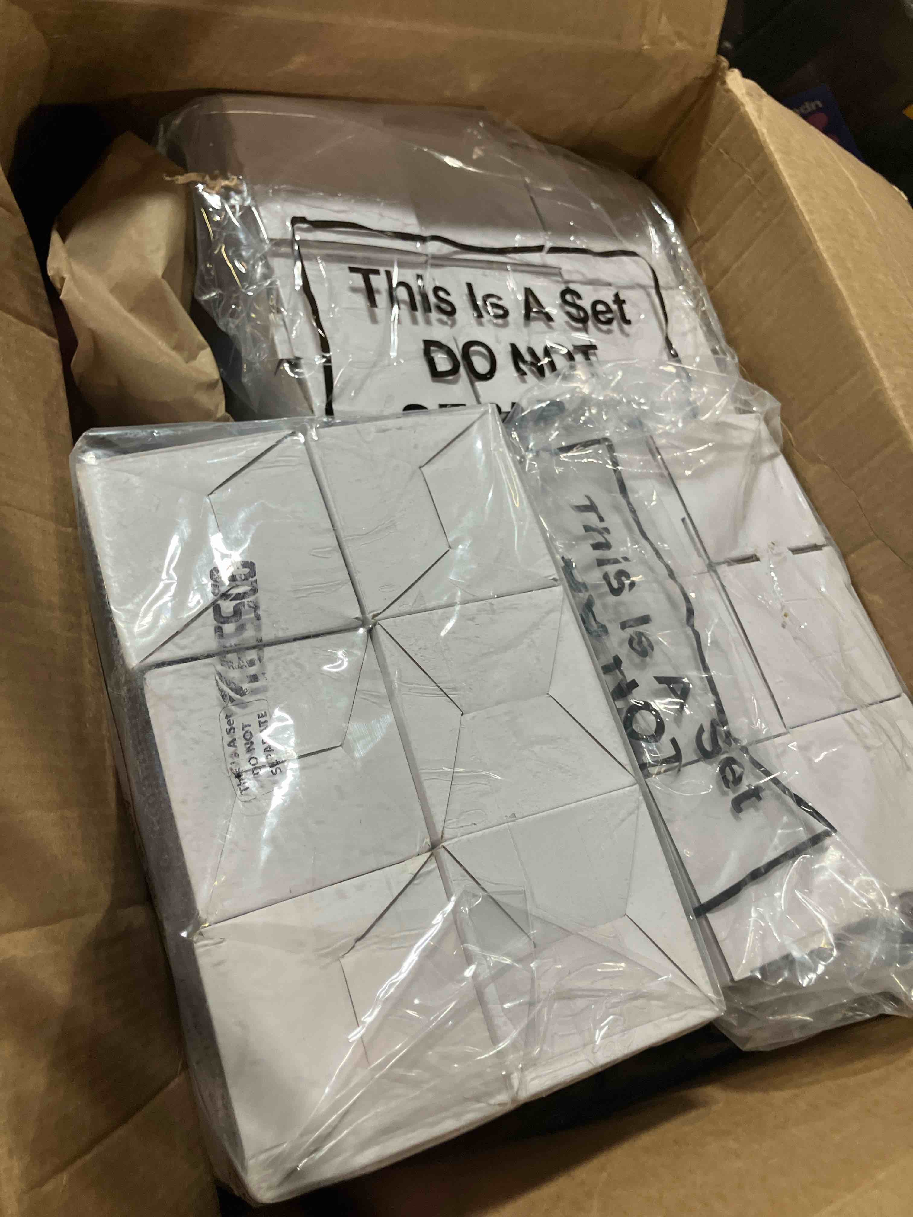 https://s3.amazonaws.com/lotting-images-prod/phillipi/BRN1912173_1752246757469.jpeg