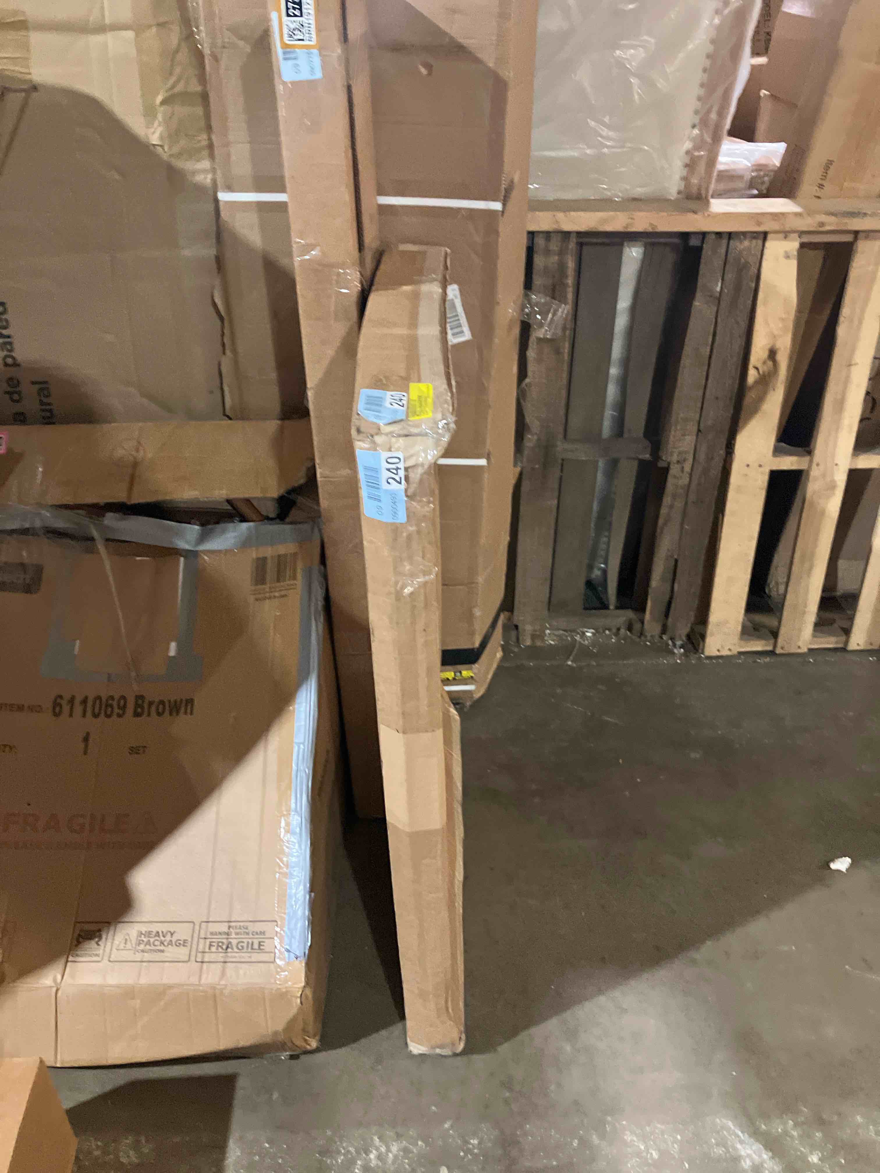 https://s3.amazonaws.com/lotting-images-prod/phillipi/BRN1912729_1752588741904.jpeg