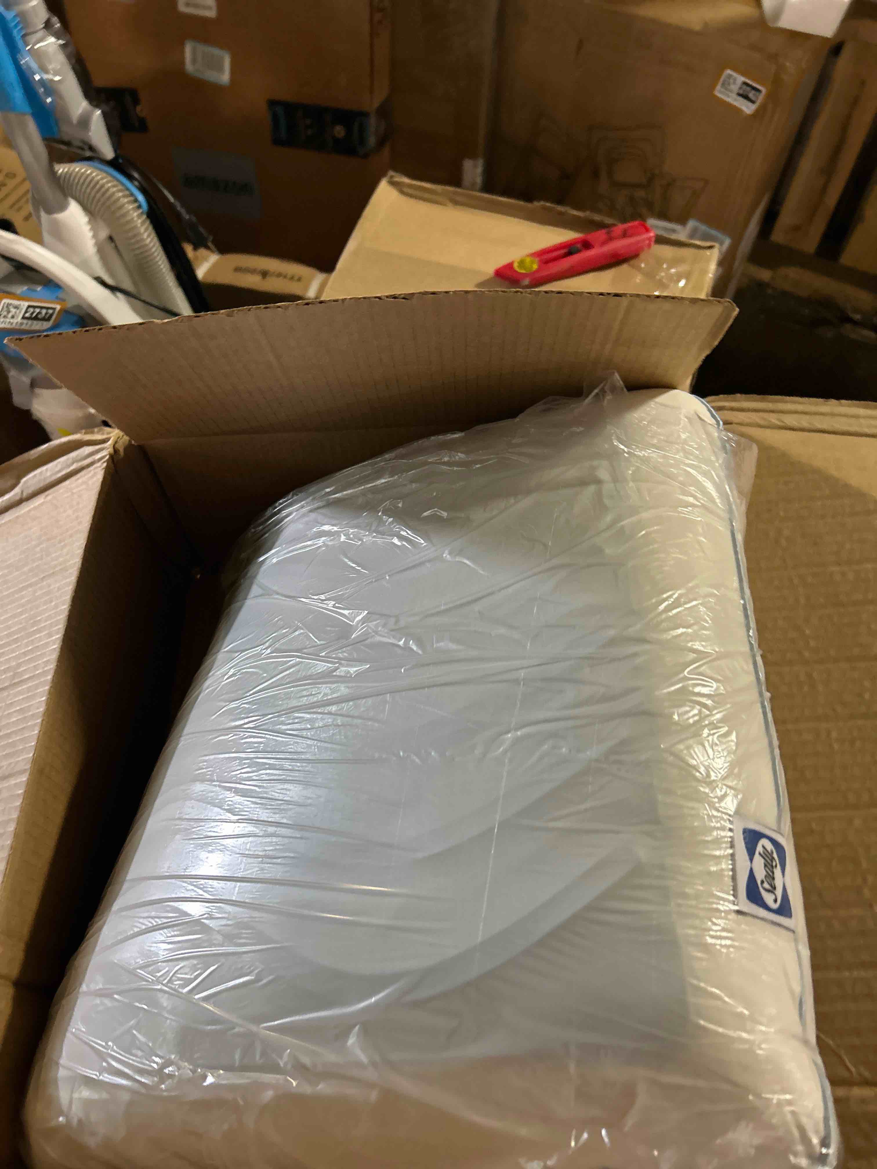 https://s3.amazonaws.com/lotting-images-prod/phillipi/BRN1912744_1752687086812.jpeg