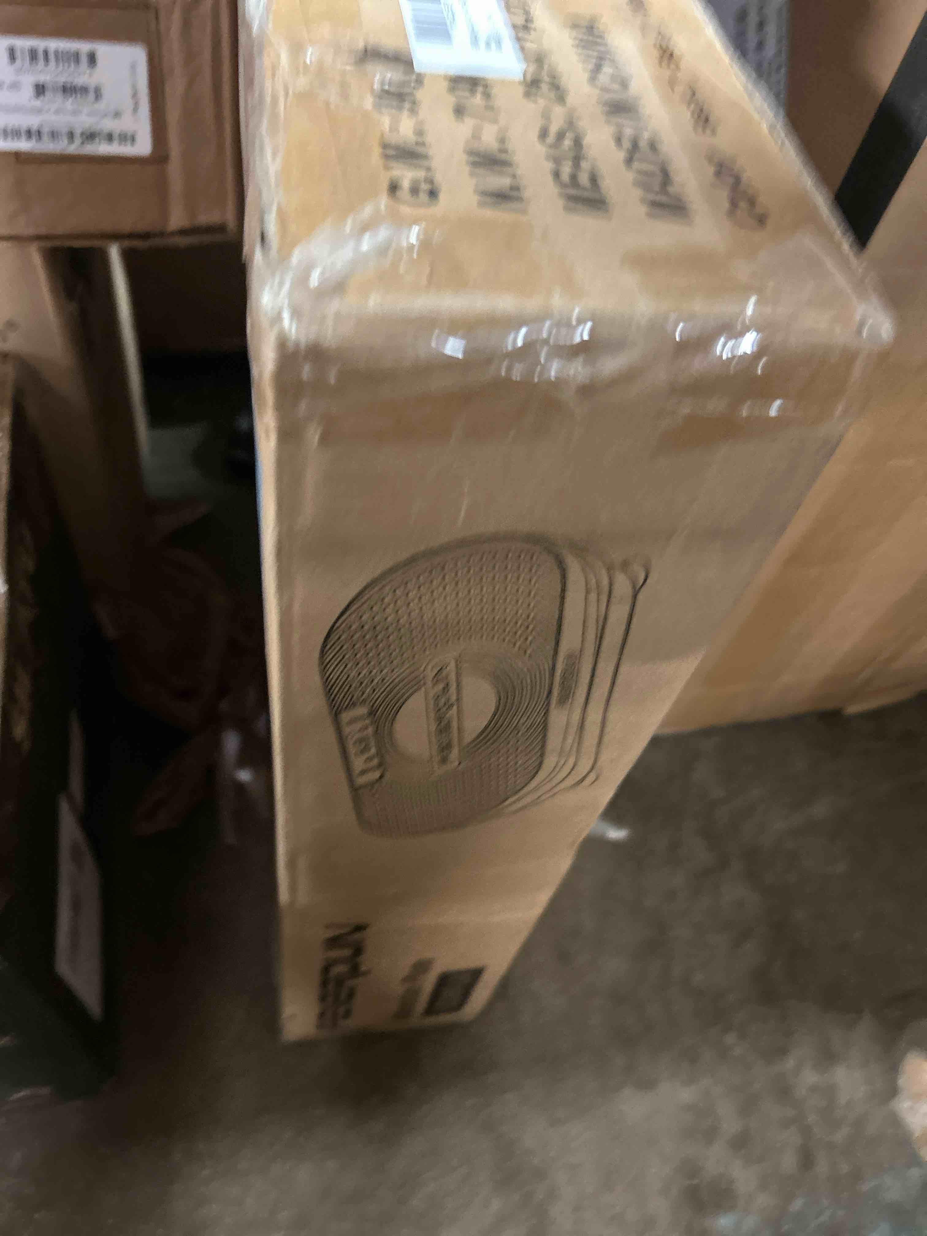 https://s3.amazonaws.com/lotting-images-prod/phillipi/BRN1912933_1752760881411.jpeg