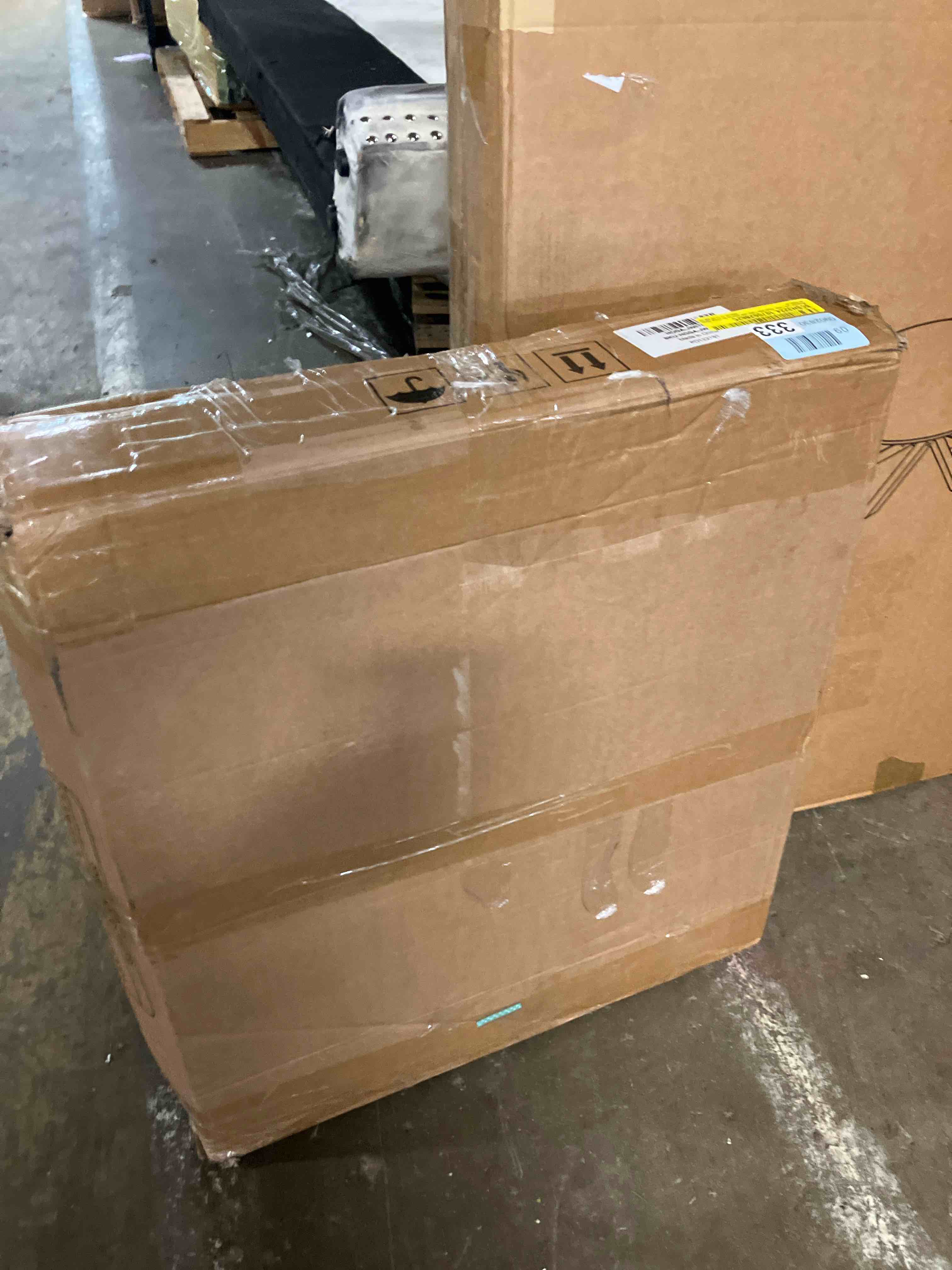 https://s3.amazonaws.com/lotting-images-prod/phillipi/BRN1913142_1752847970759.jpeg