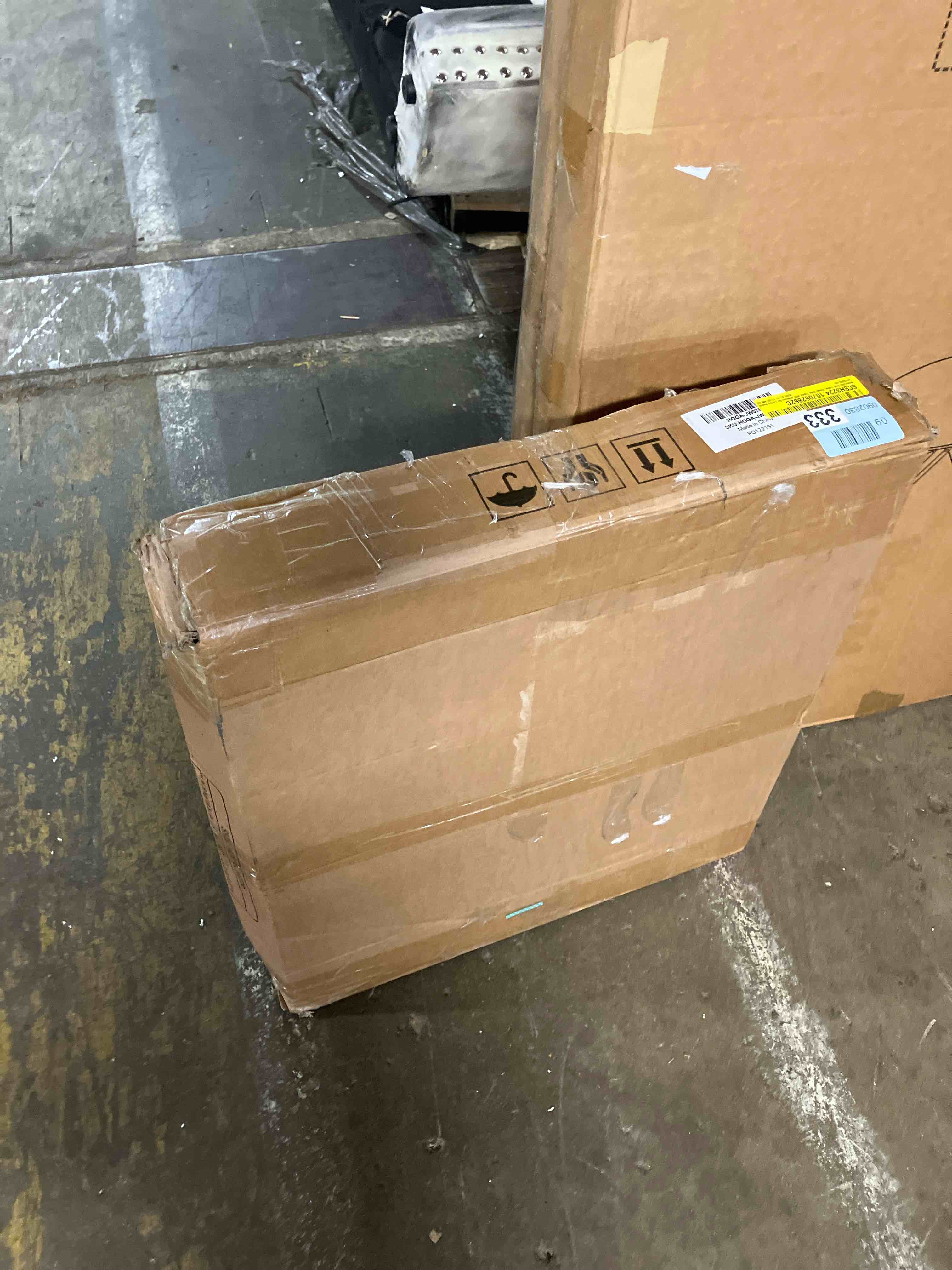 https://s3.amazonaws.com/lotting-images-prod/phillipi/BRN1913142_1752847972549.jpeg