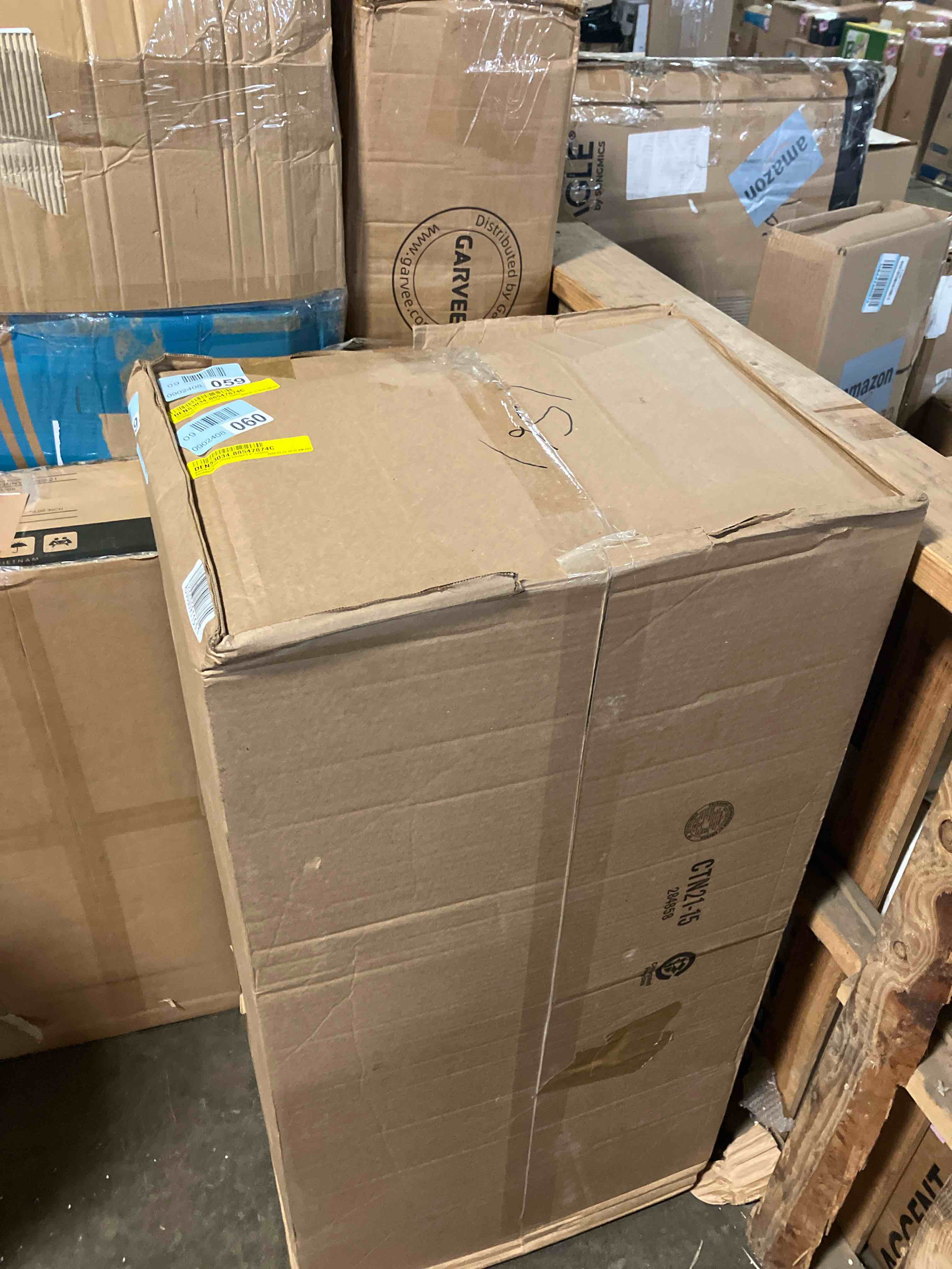 https://s3.amazonaws.com/lotting-images-prod/phillipi/BRN1913173_1752862310472.jpeg