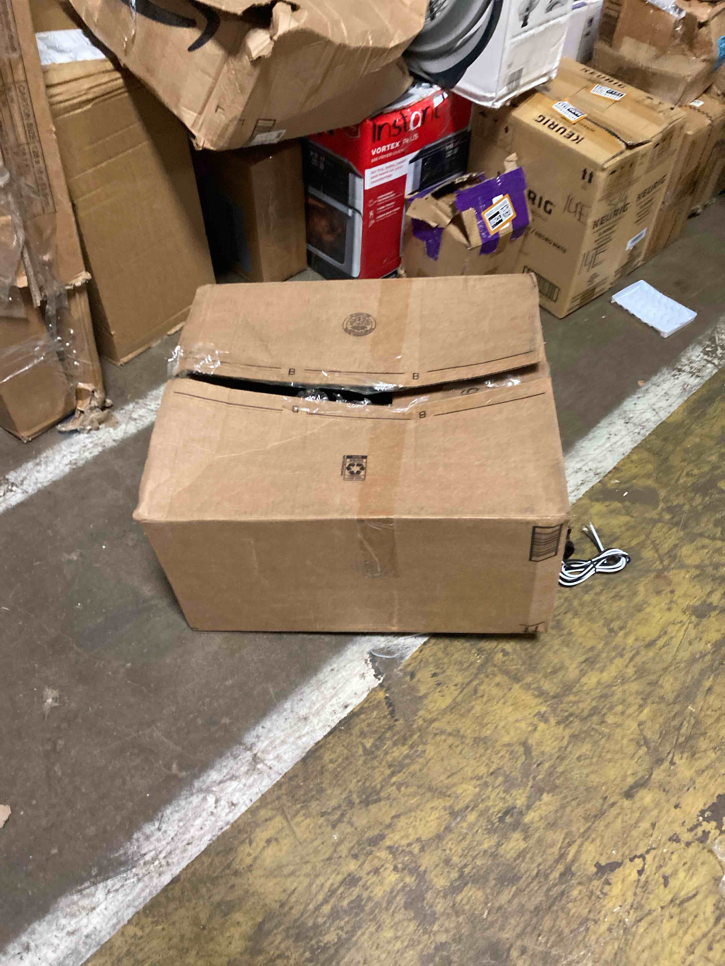 https://s3.amazonaws.com/lotting-images-prod/phillipi/BRN1913276_1752863149035.jpeg