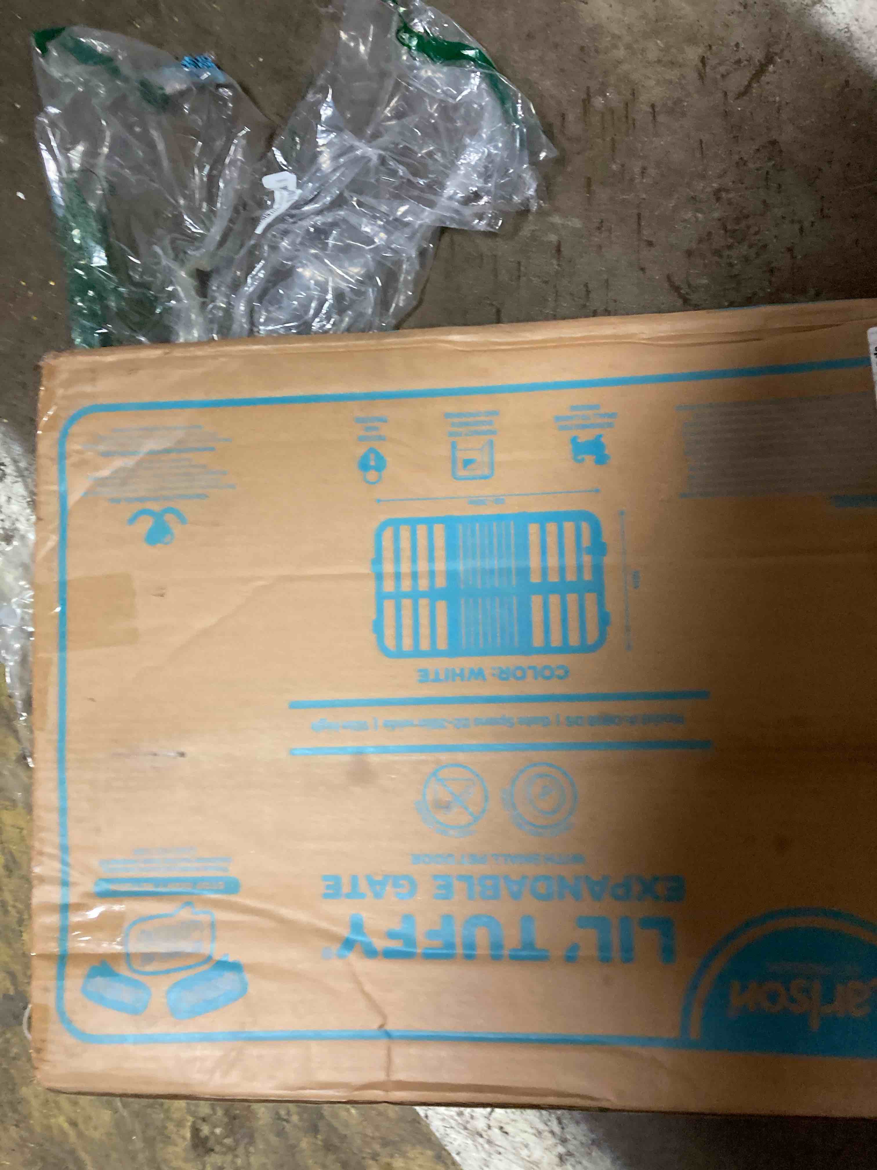 https://s3.amazonaws.com/lotting-images-prod/phillipi/BRN1913297_1752870145878.jpeg
