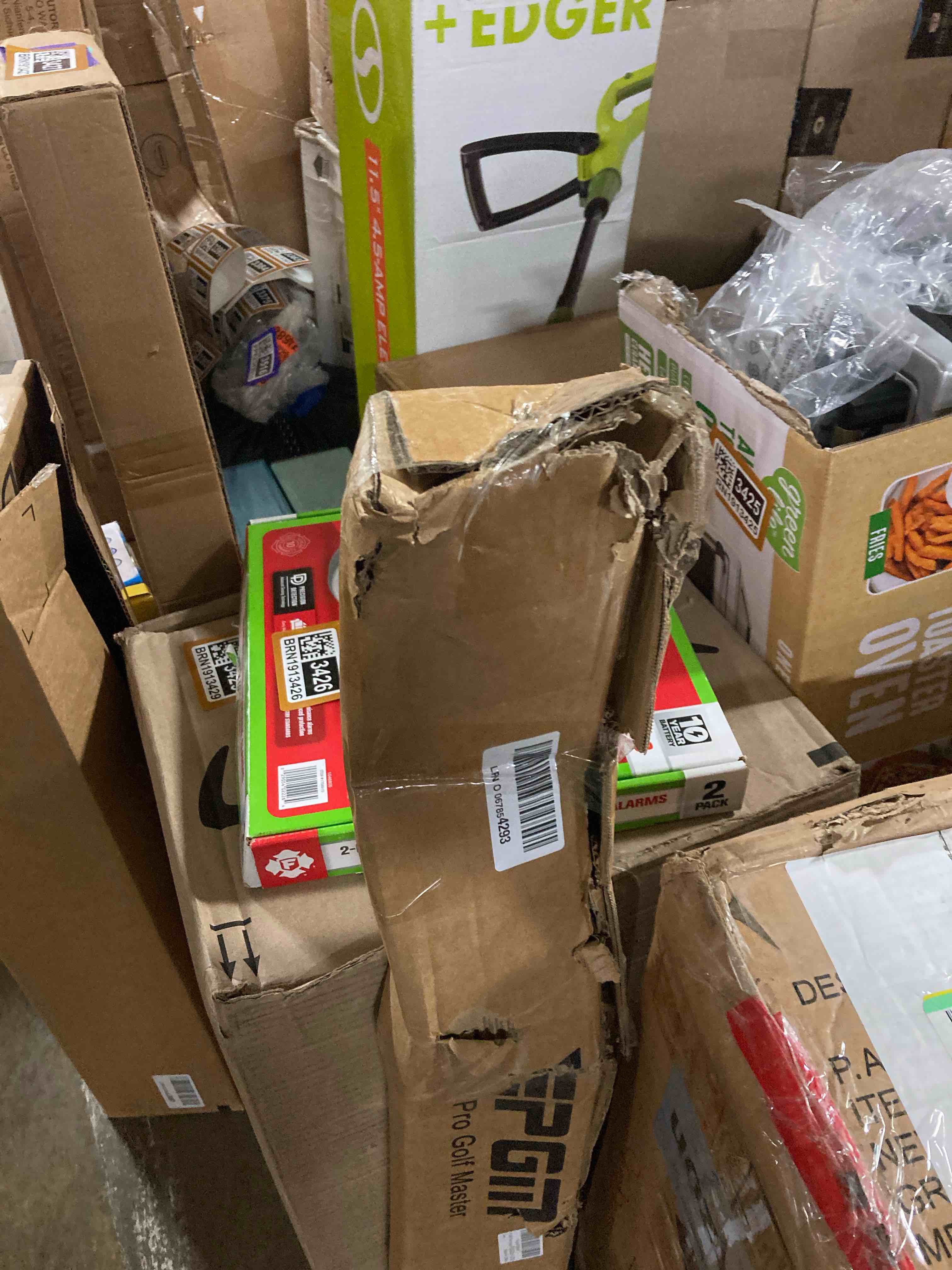 https://s3.amazonaws.com/lotting-images-prod/phillipi/BRN1913417_1752858842415.jpeg