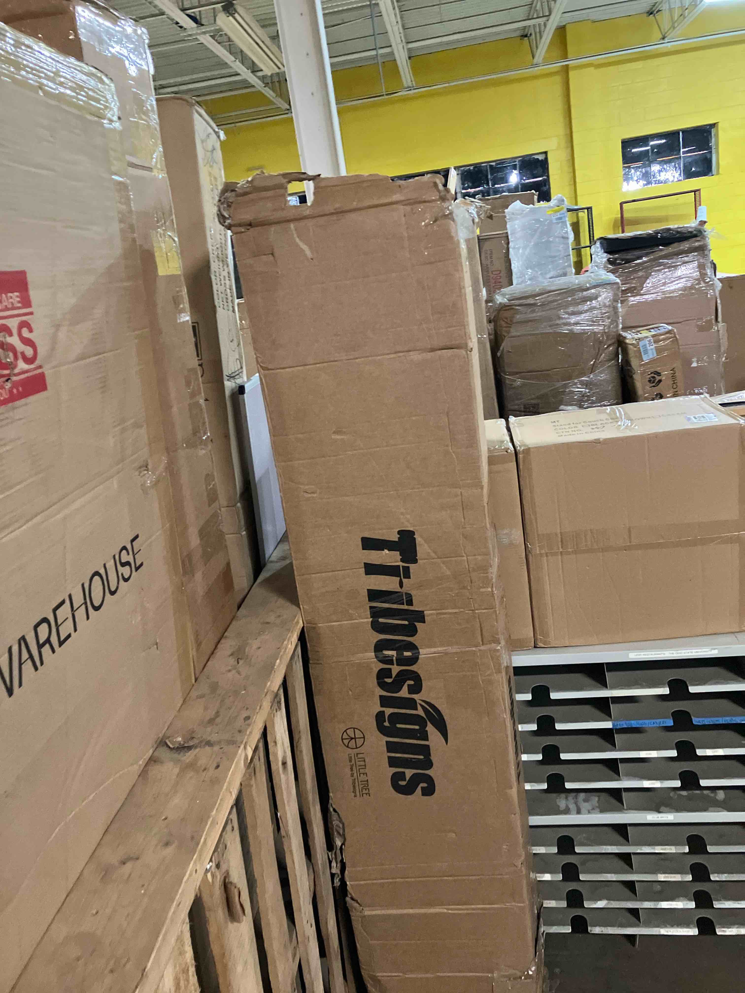 https://s3.amazonaws.com/lotting-images-prod/phillipi/BRN1913573_1753209363020.jpeg