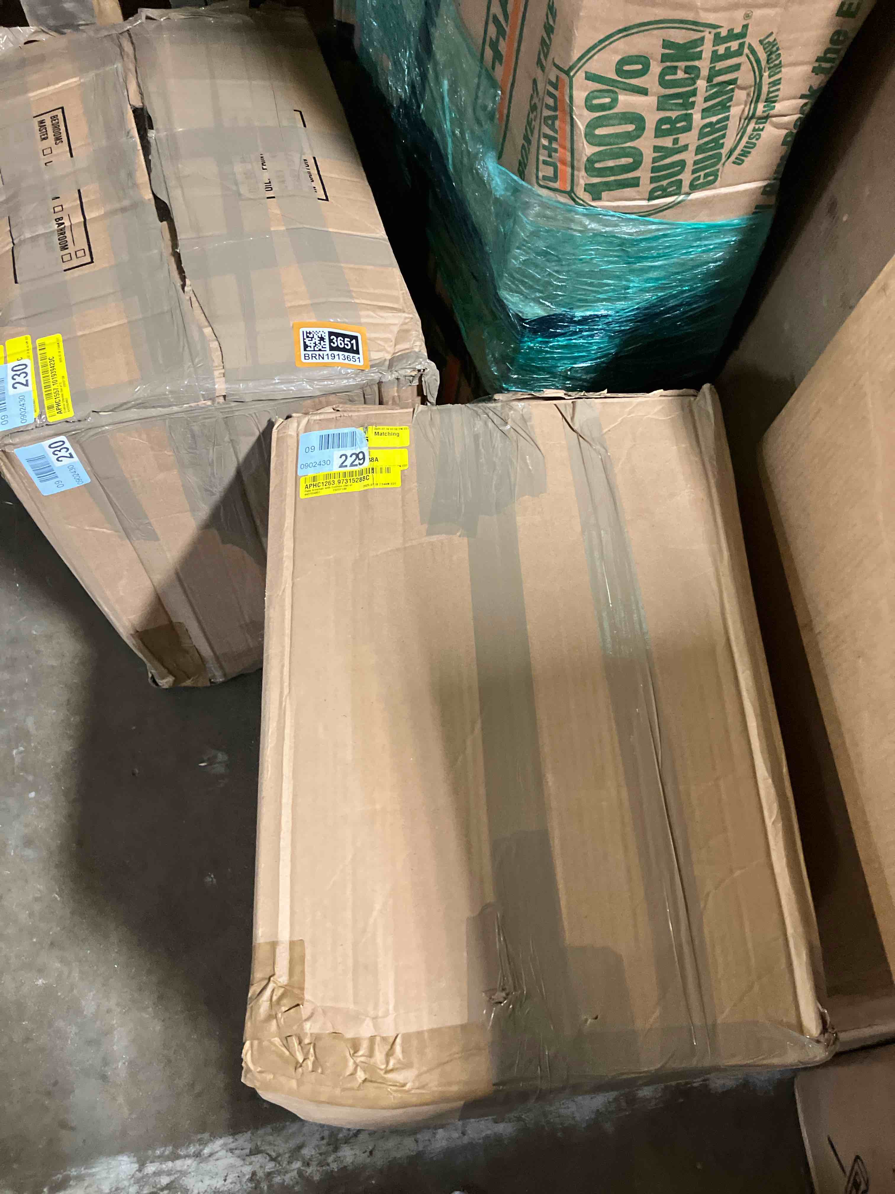 https://s3.amazonaws.com/lotting-images-prod/phillipi/BRN1913652_1753287297138.jpeg
