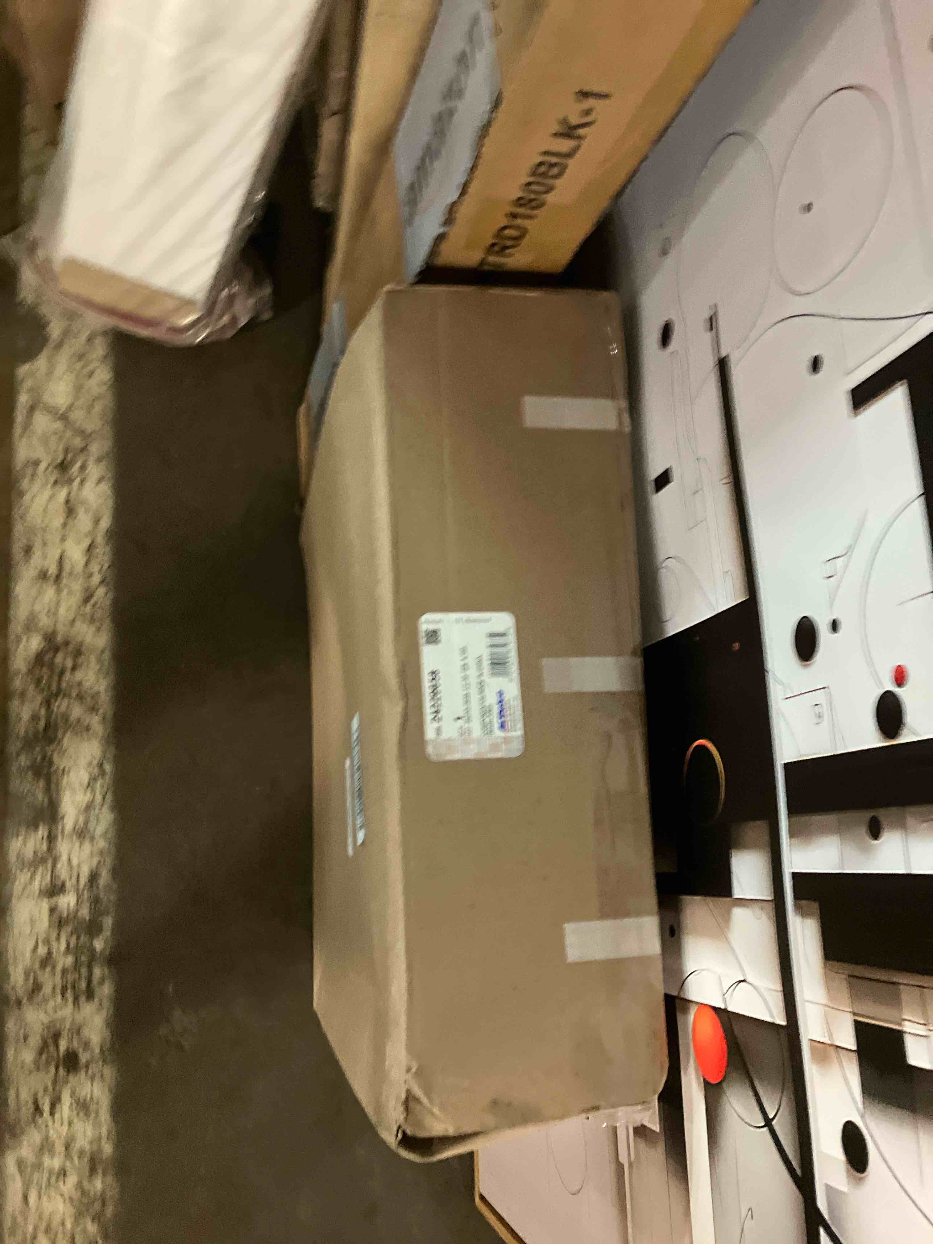 https://s3.amazonaws.com/lotting-images-prod/phillipi/BRN1913749_1753281315992.jpeg