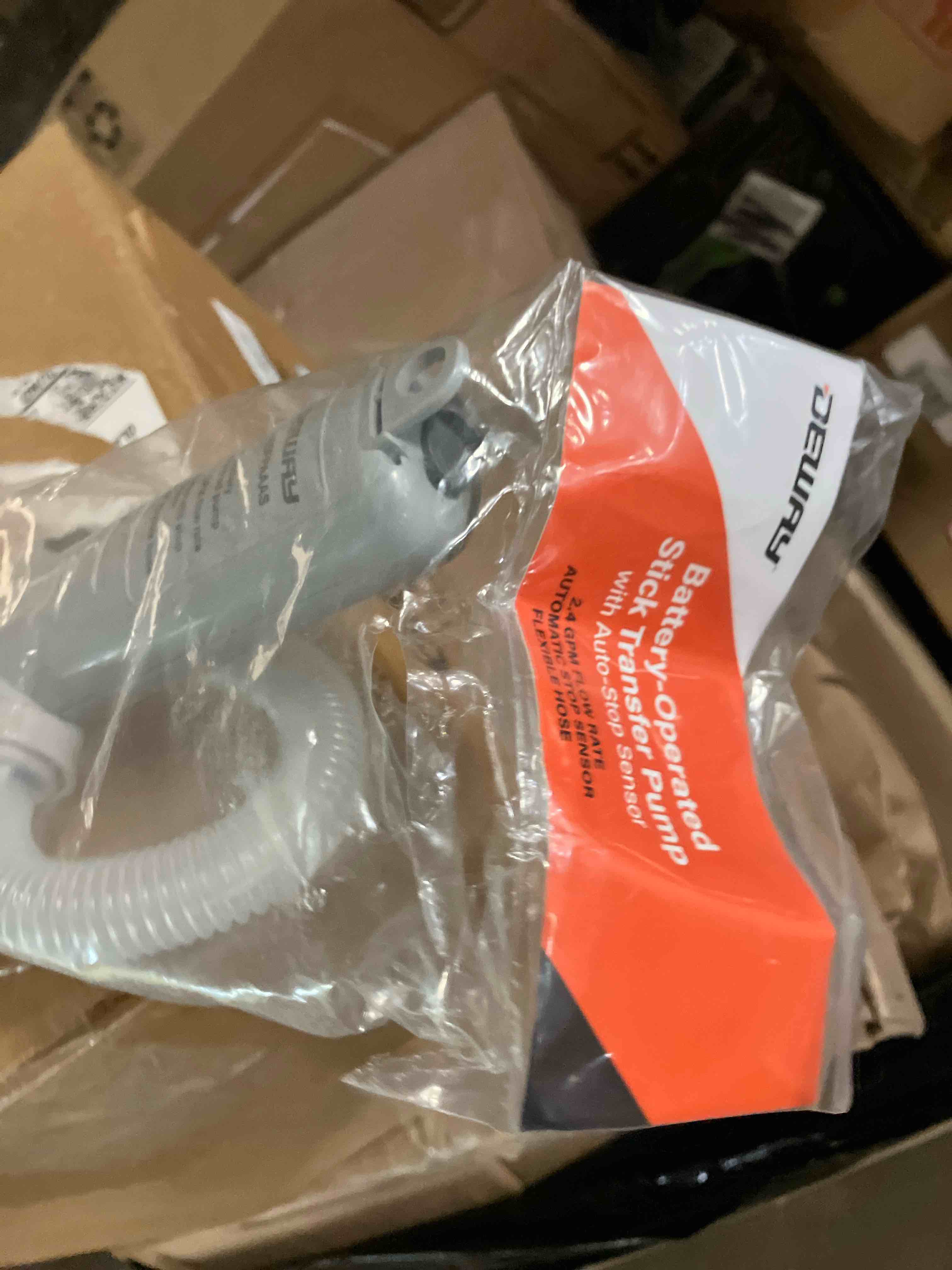 https://s3.amazonaws.com/lotting-images-prod/phillipi/BRN1913765_1753291361652.jpeg